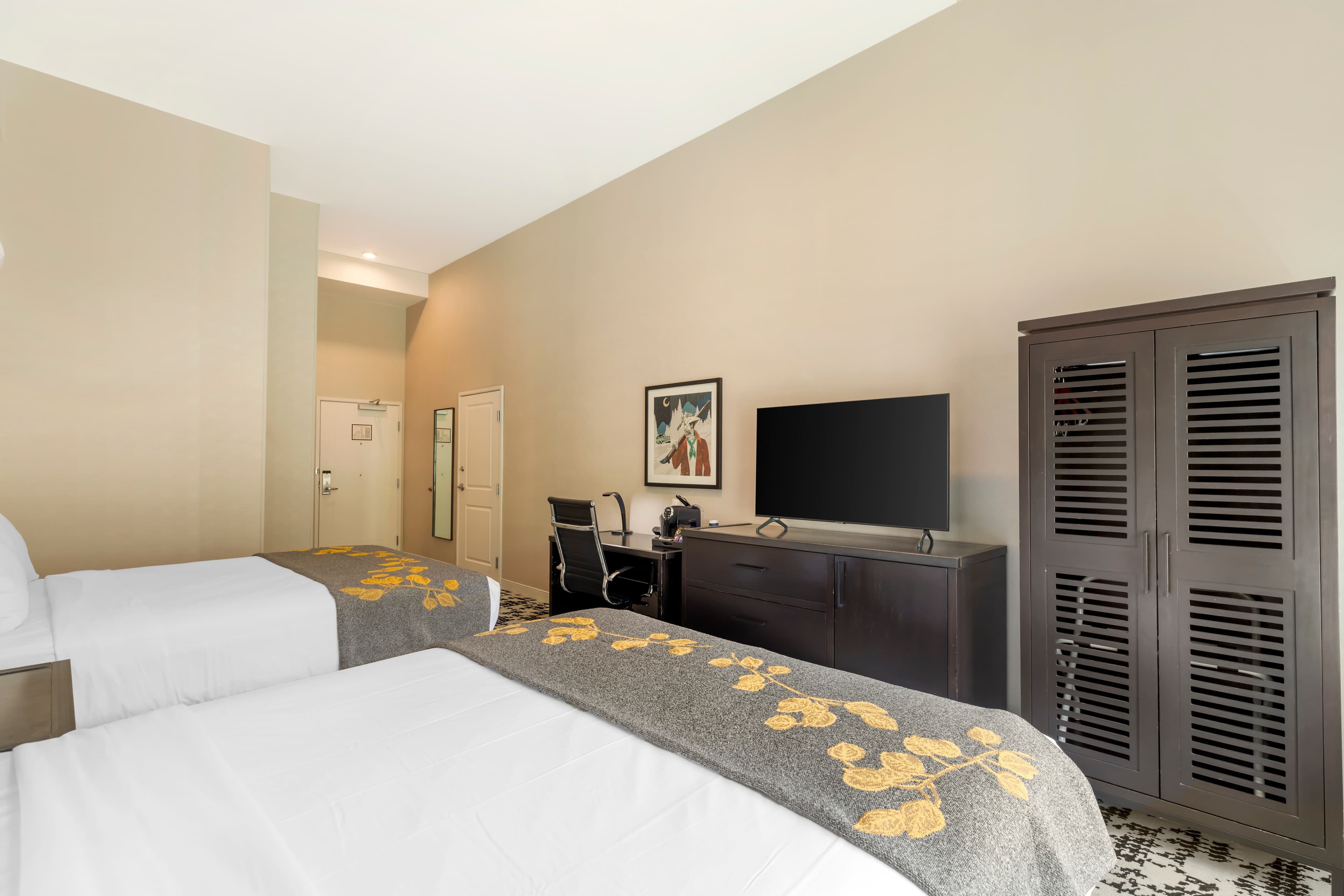 Cambria Hotel Copper Mountain — 6