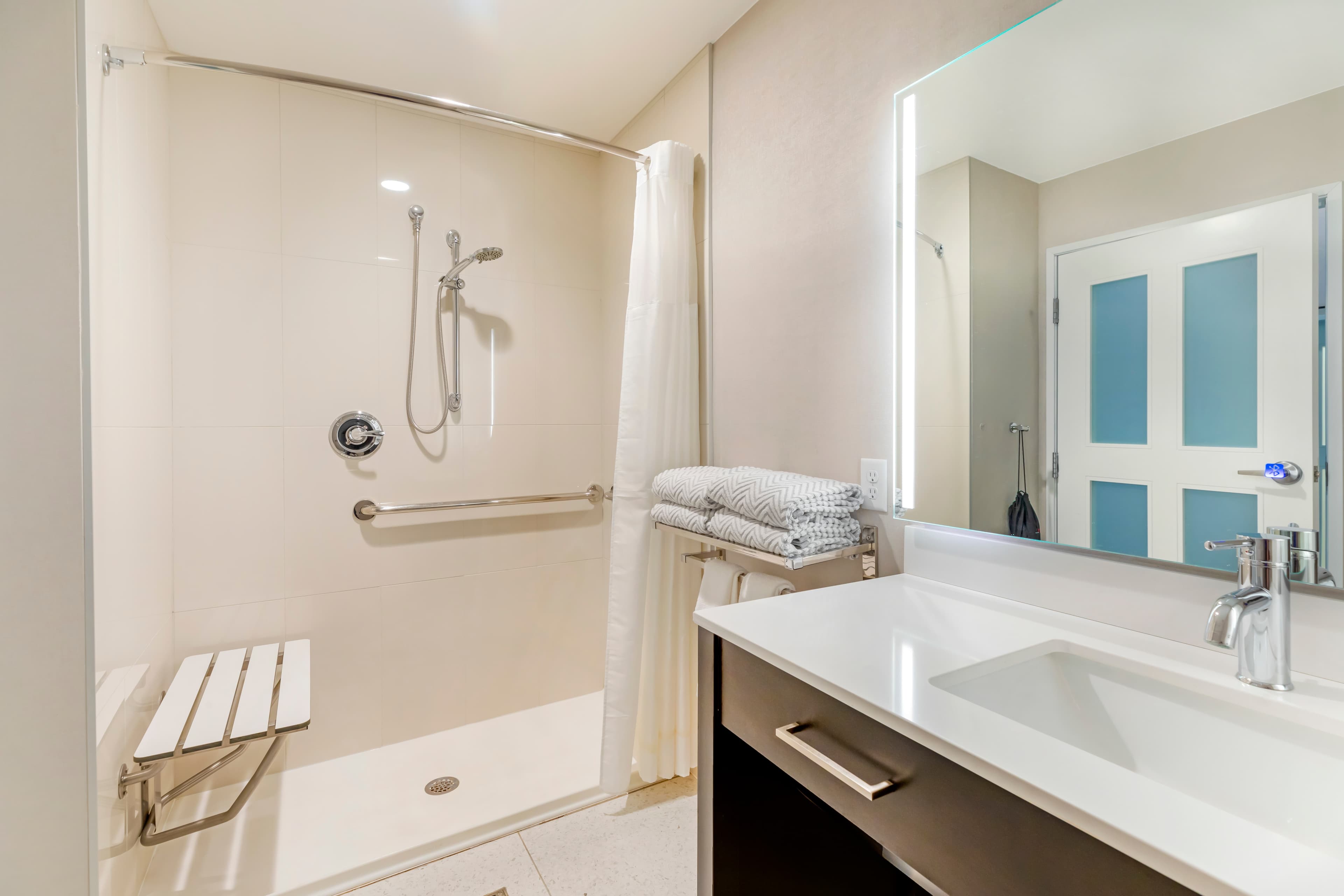Cambria Hotel Copper Mountain — 9