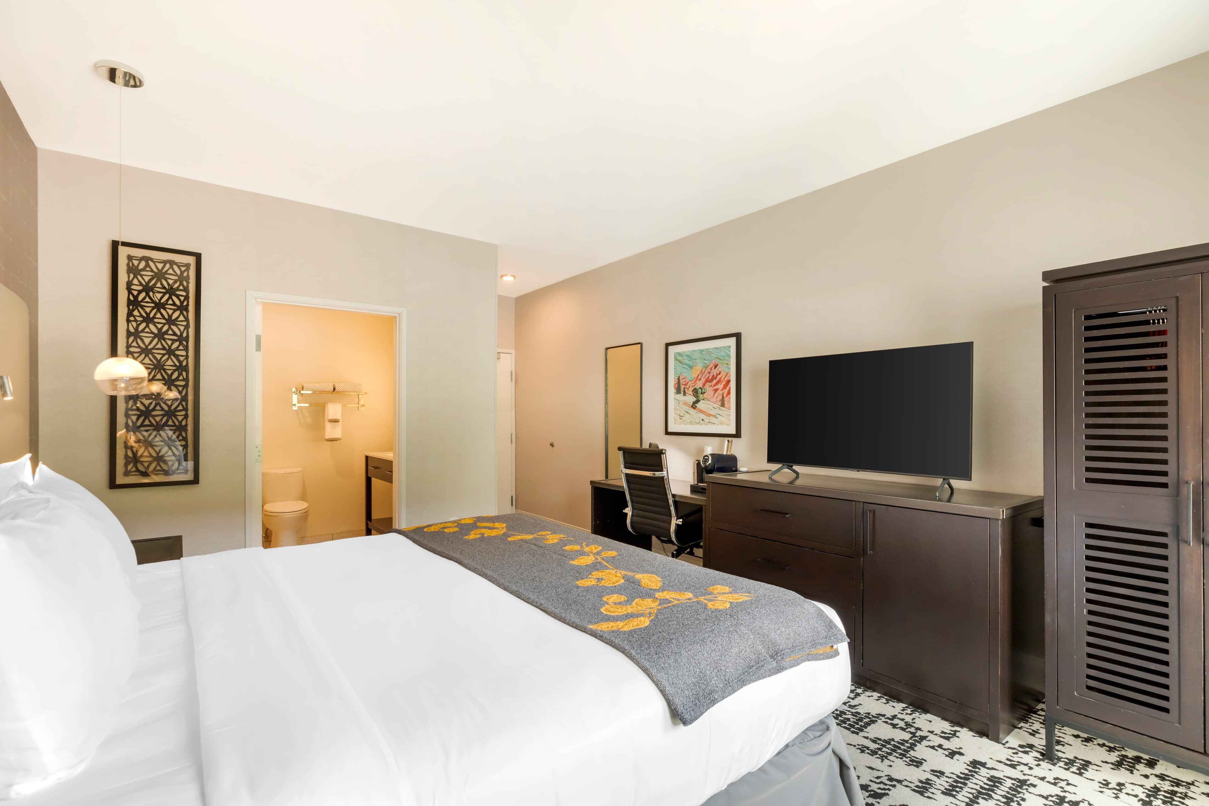 Cambria Hotel Copper Mountain — 12