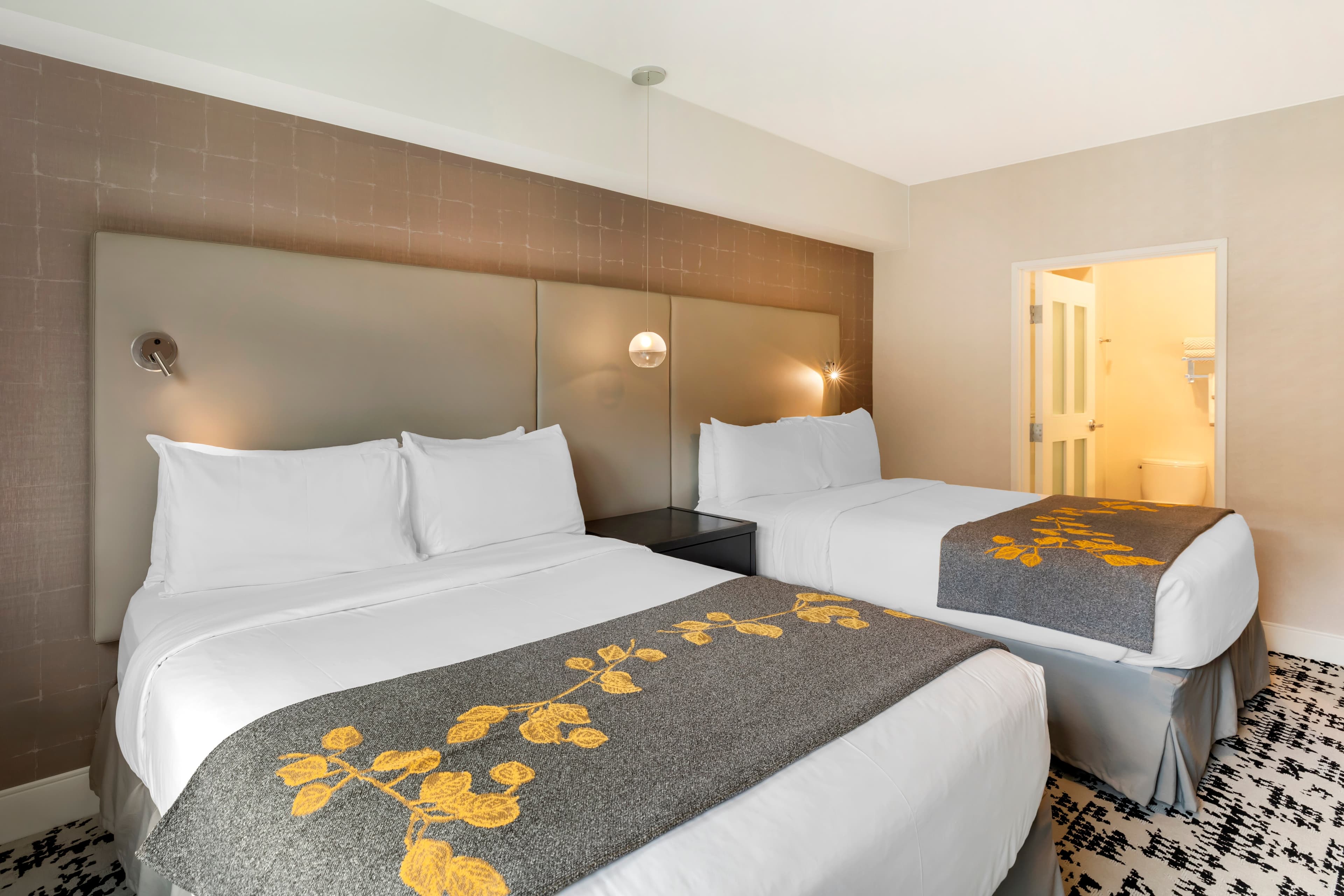 Cambria Hotel Copper Mountain — 16