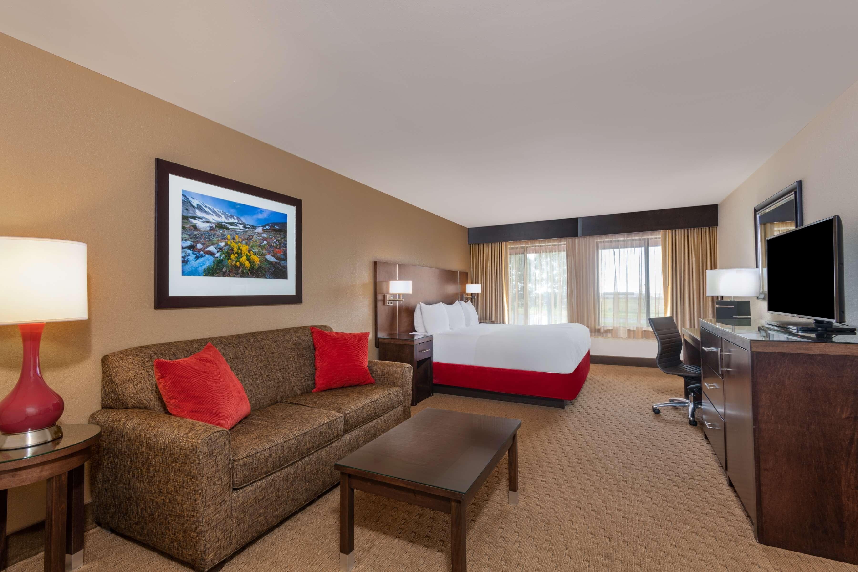 Radisson Hotel Colorado Springs Airport - Image 4