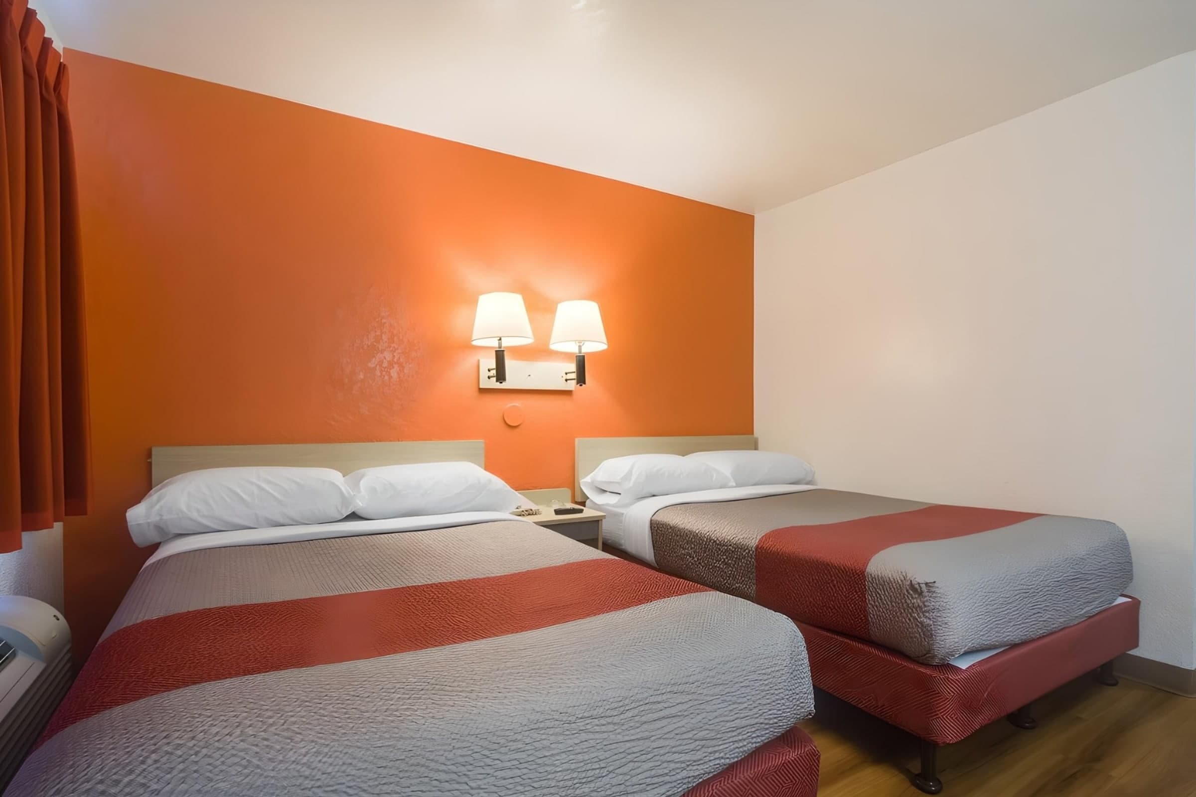 Park Inn by Radisson, Lakewood - Image 3