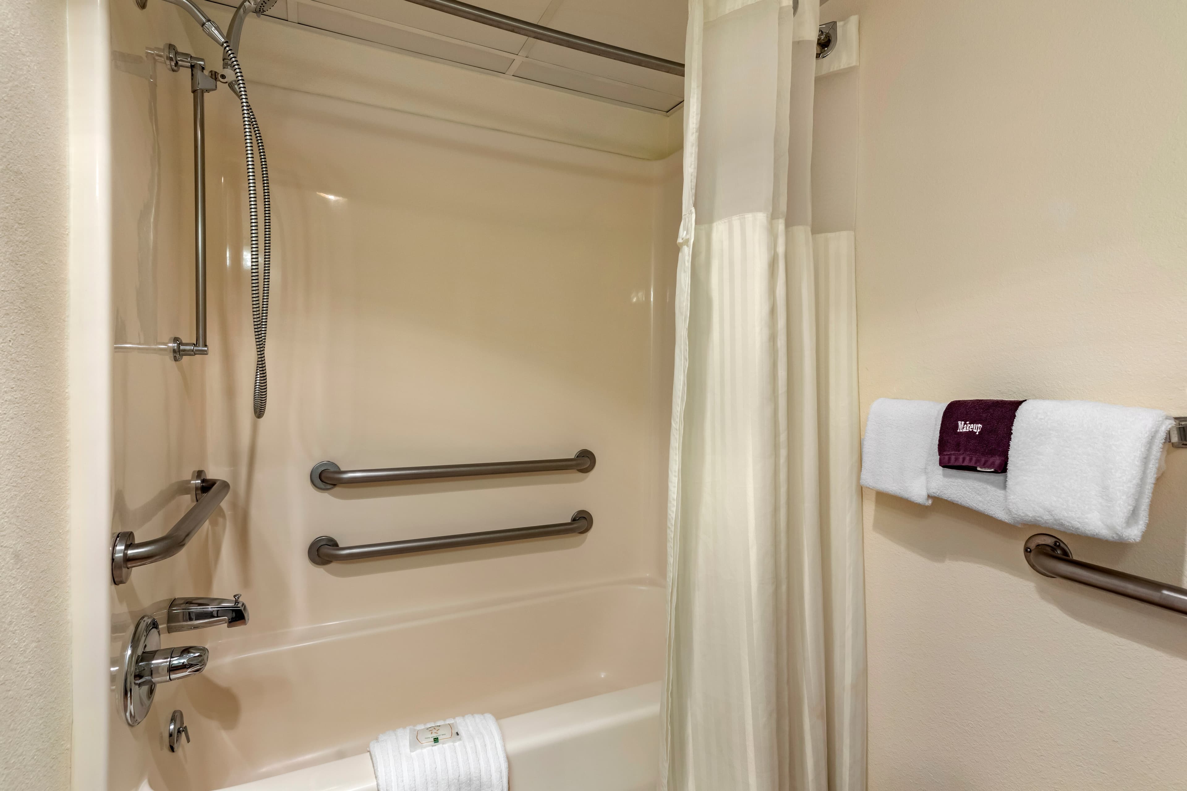Quality Inn & Suites Steamboat Springs — 7