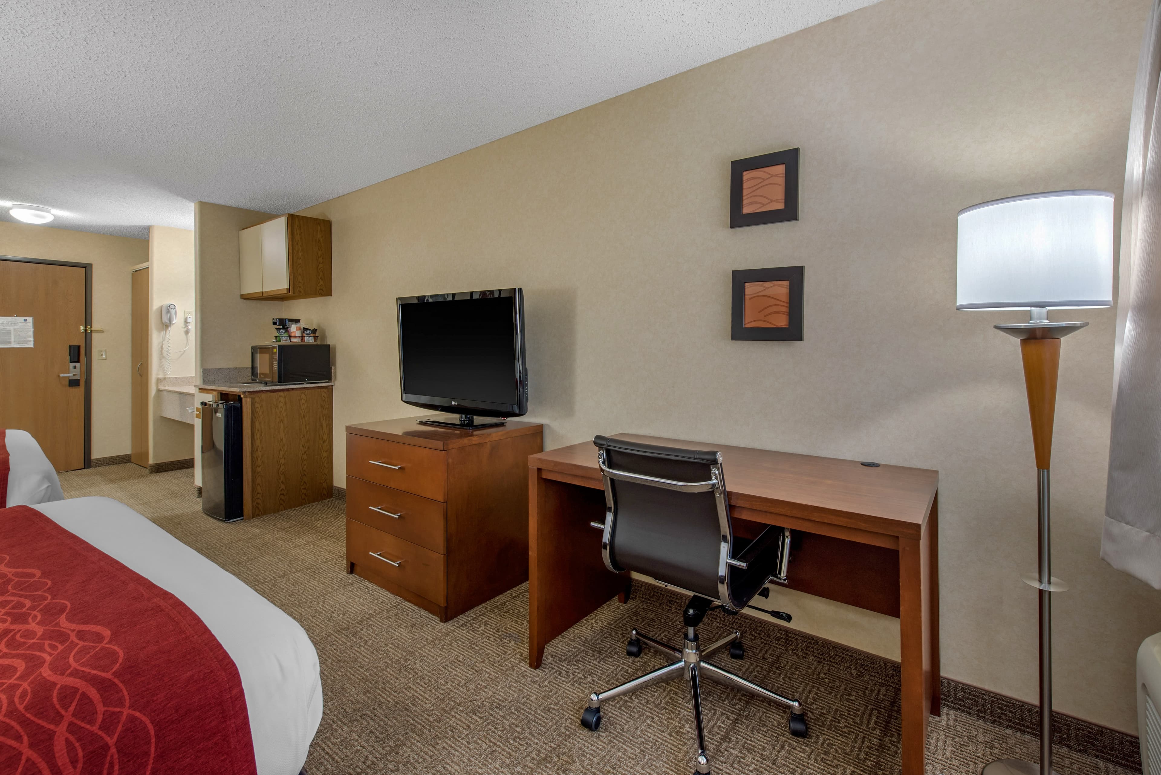 Comfort Inn Denver Southeast Area - Image 4