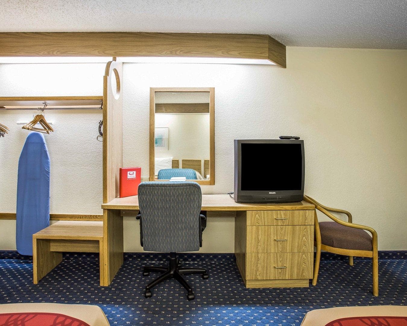 Econo Lodge Denver International Airport - Image 5