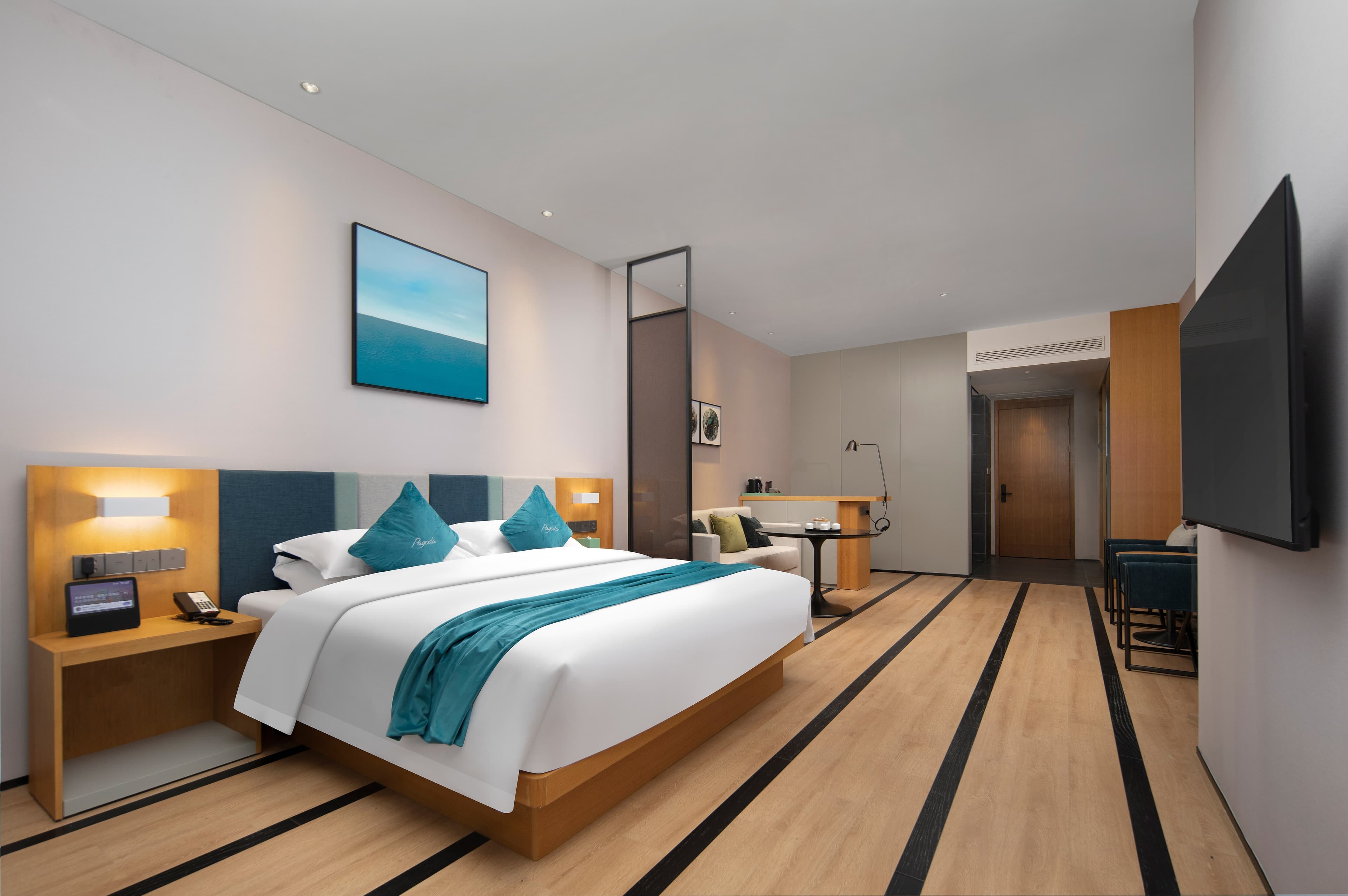 Pagoda Hotel Qingdao - Image 2