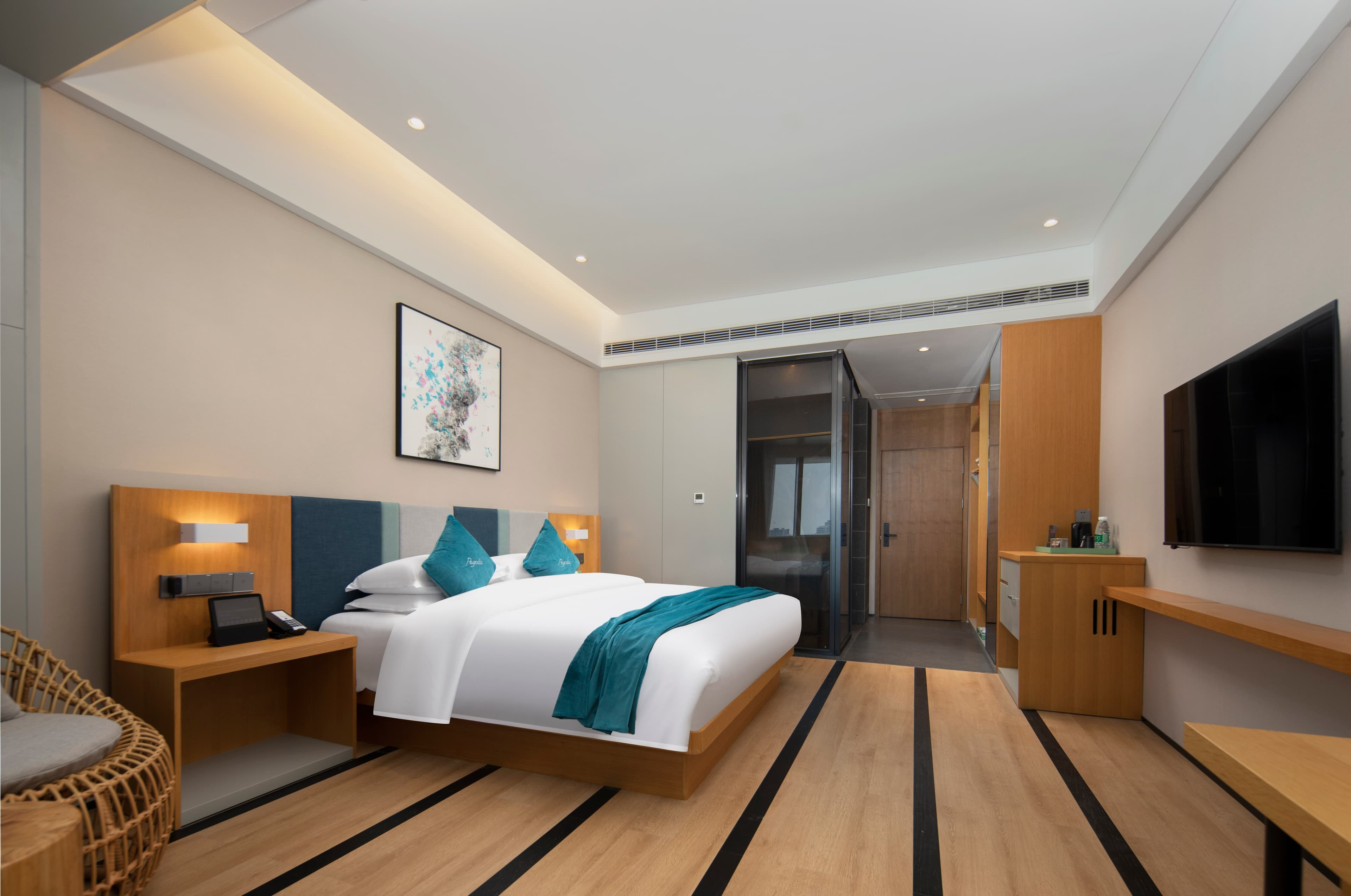 Pagoda Hotel Qingdao - Image 4