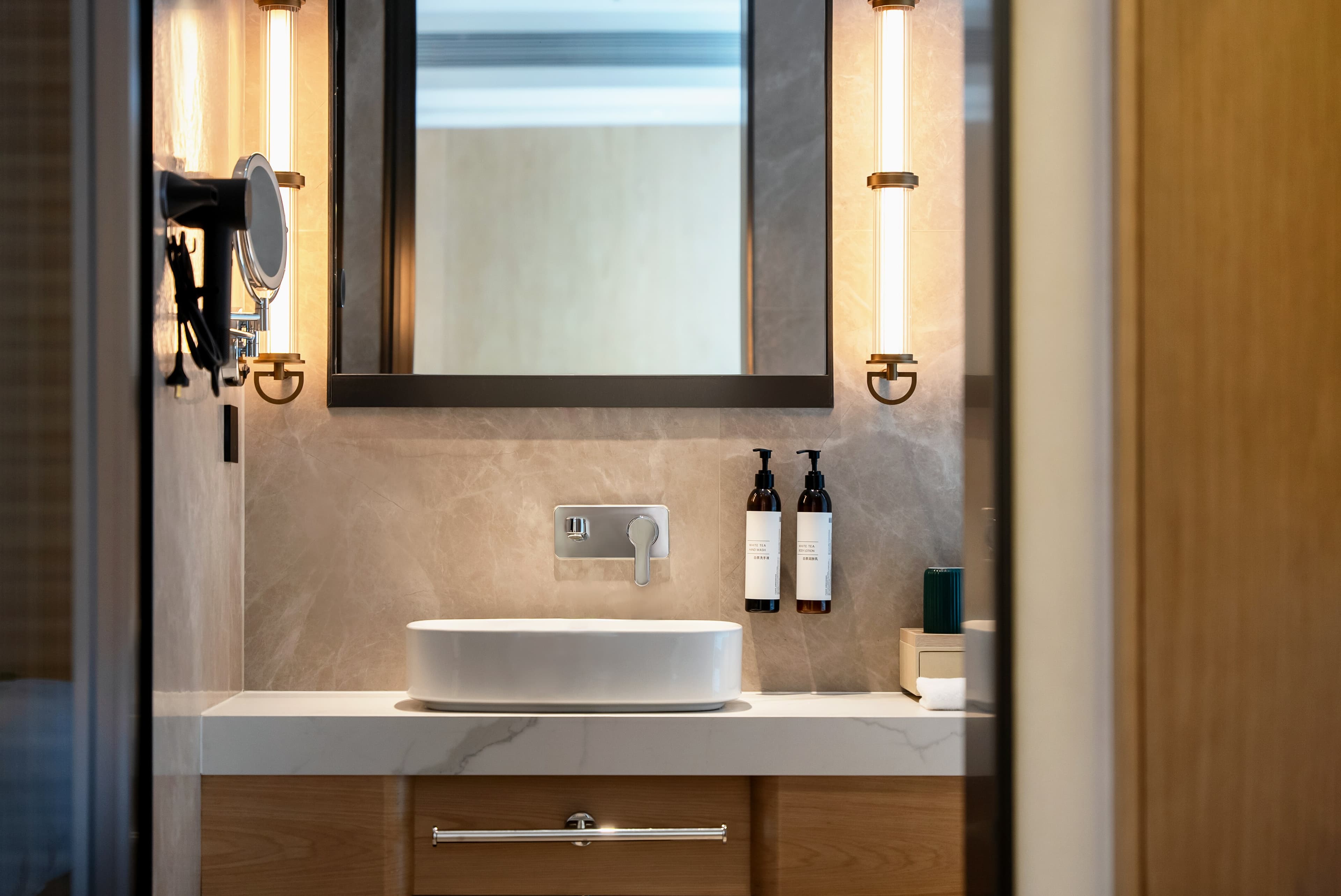 SSAW Hotel Railway Station Hotel Yangzhou — 8