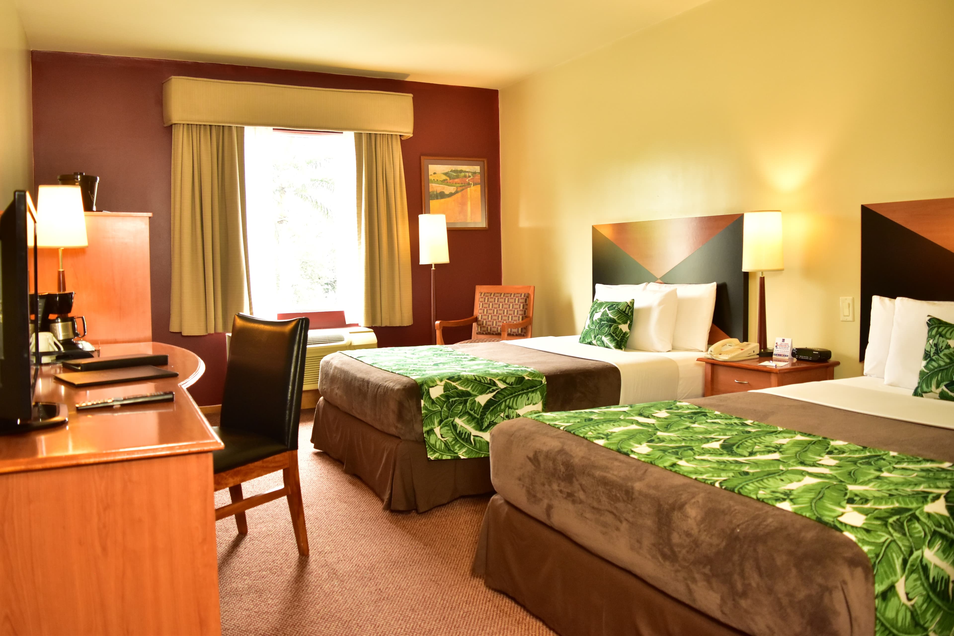 Sleep Inn Paseo Las Damas - Image 2