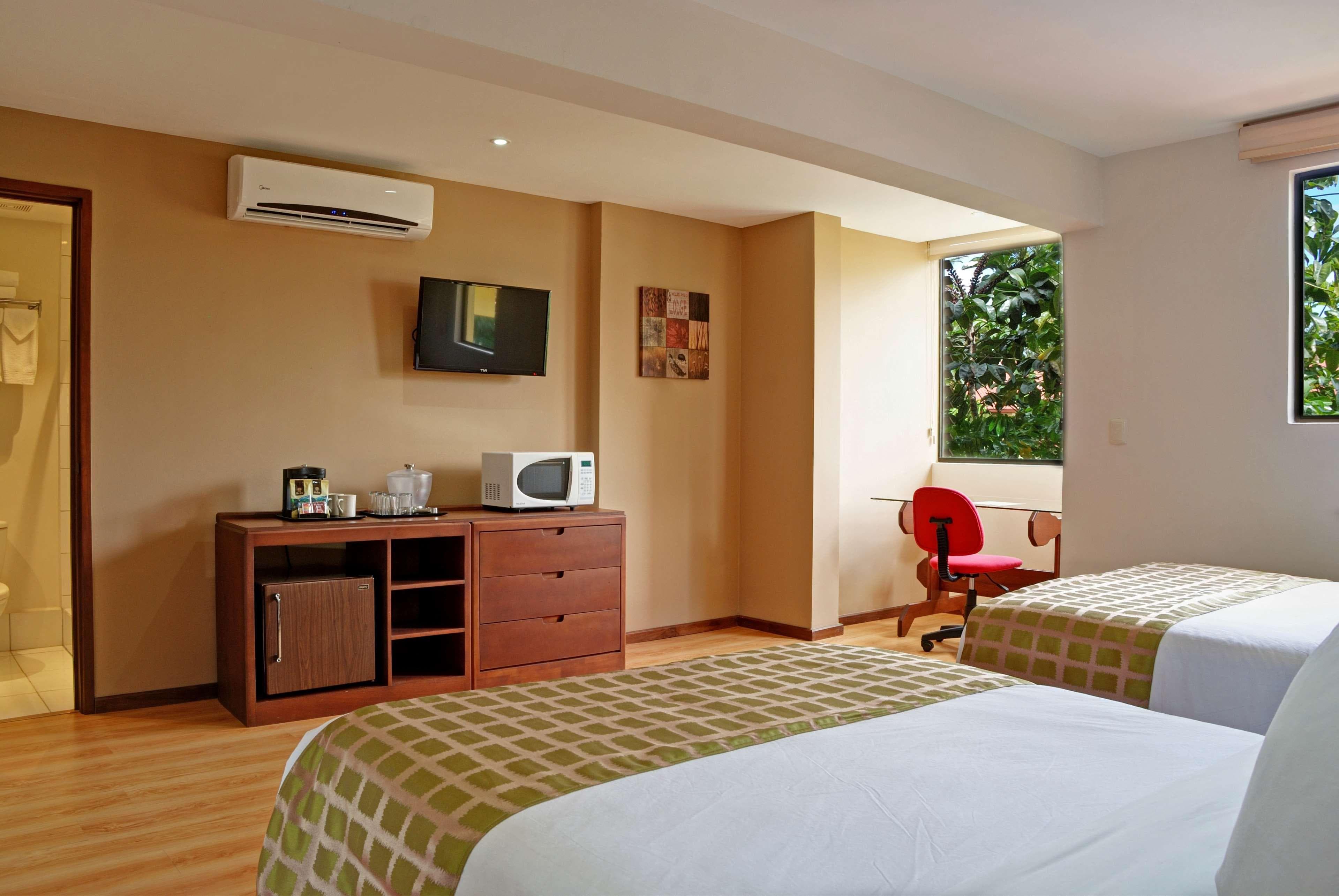 Country Inn & Suites by Radisson, San Jose Aeropuerto, Costa Rica - Image 3