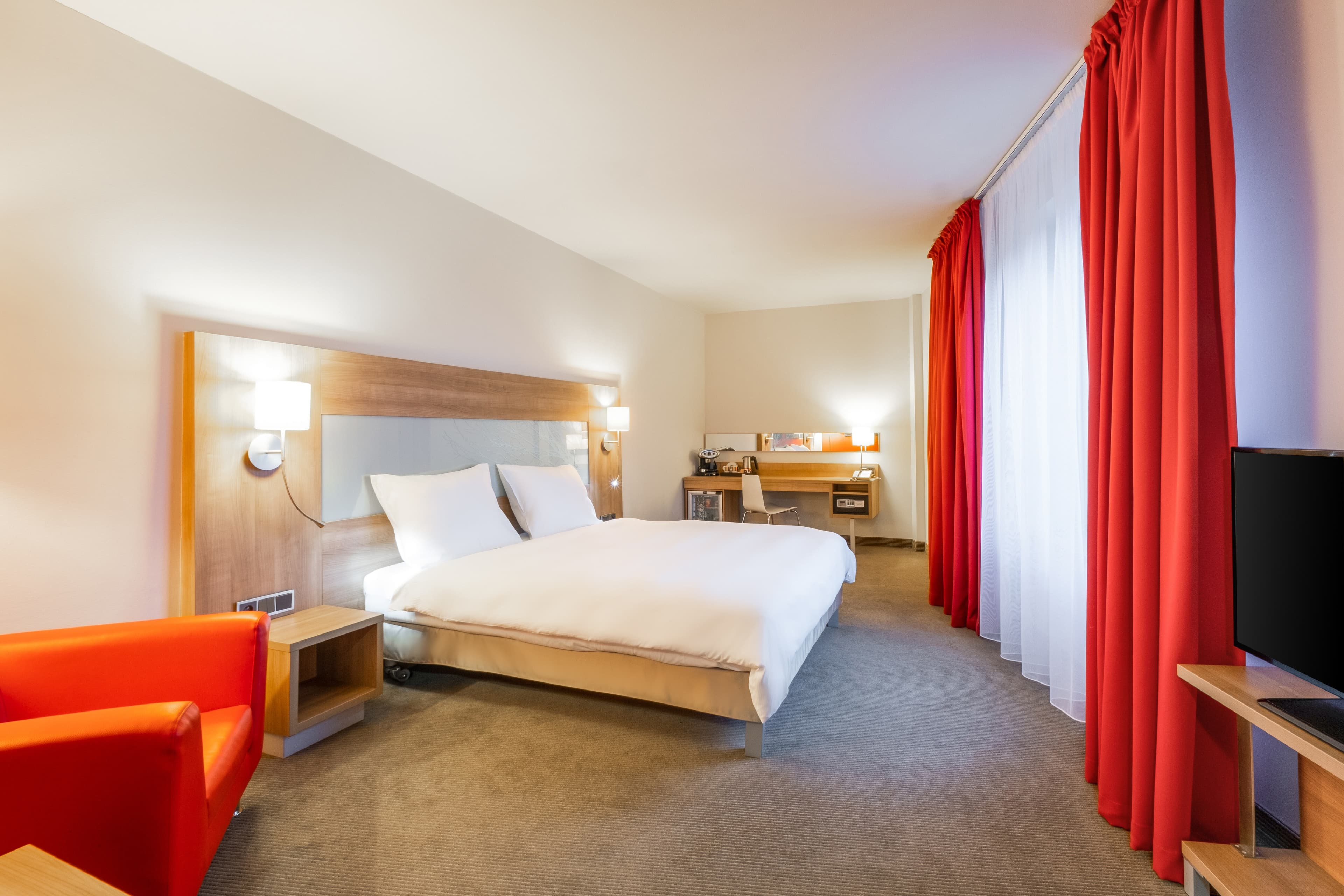 Quality Hotel Ostrava City - Image 2