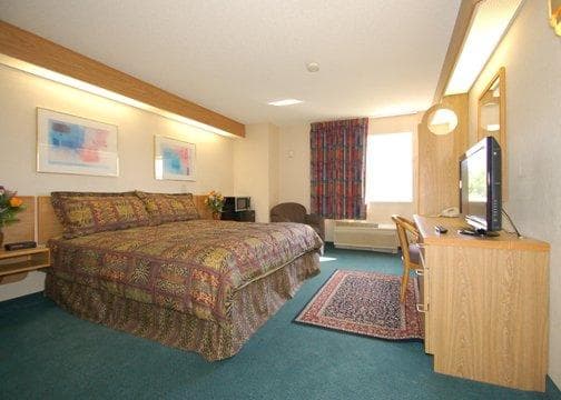 Rodeway Inn Willington North — 11