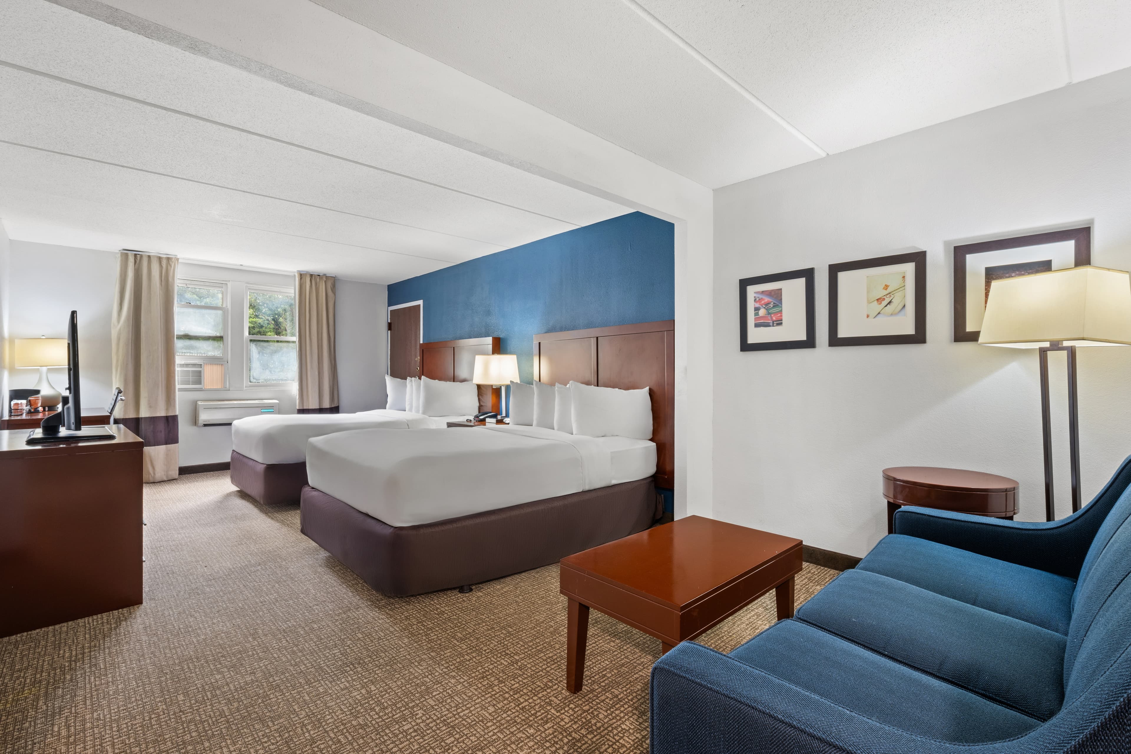 Comfort Suites Near Casinos - Image 2