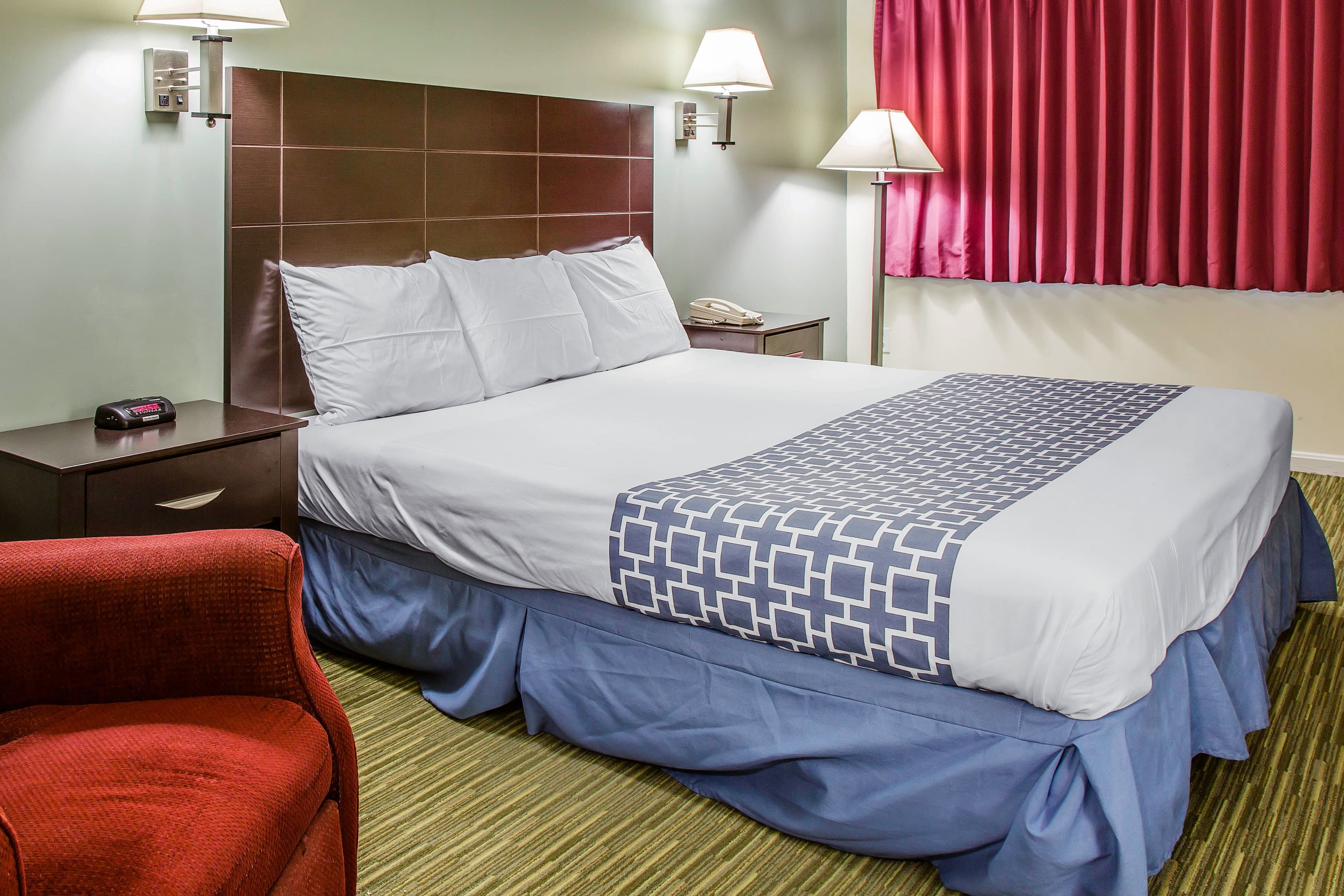 Rodeway Inn Groton - New London — 7