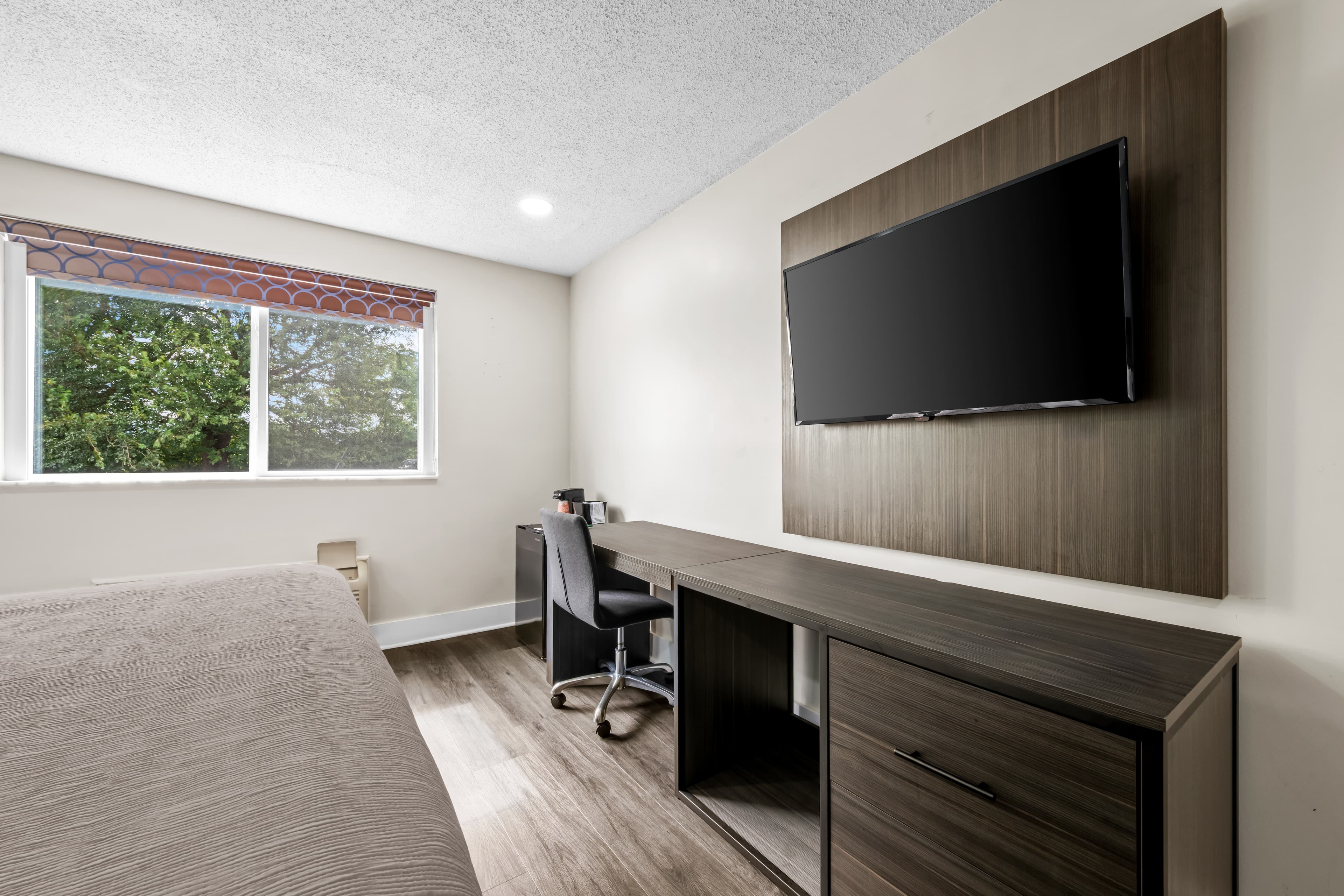 Quality Inn - Image 5