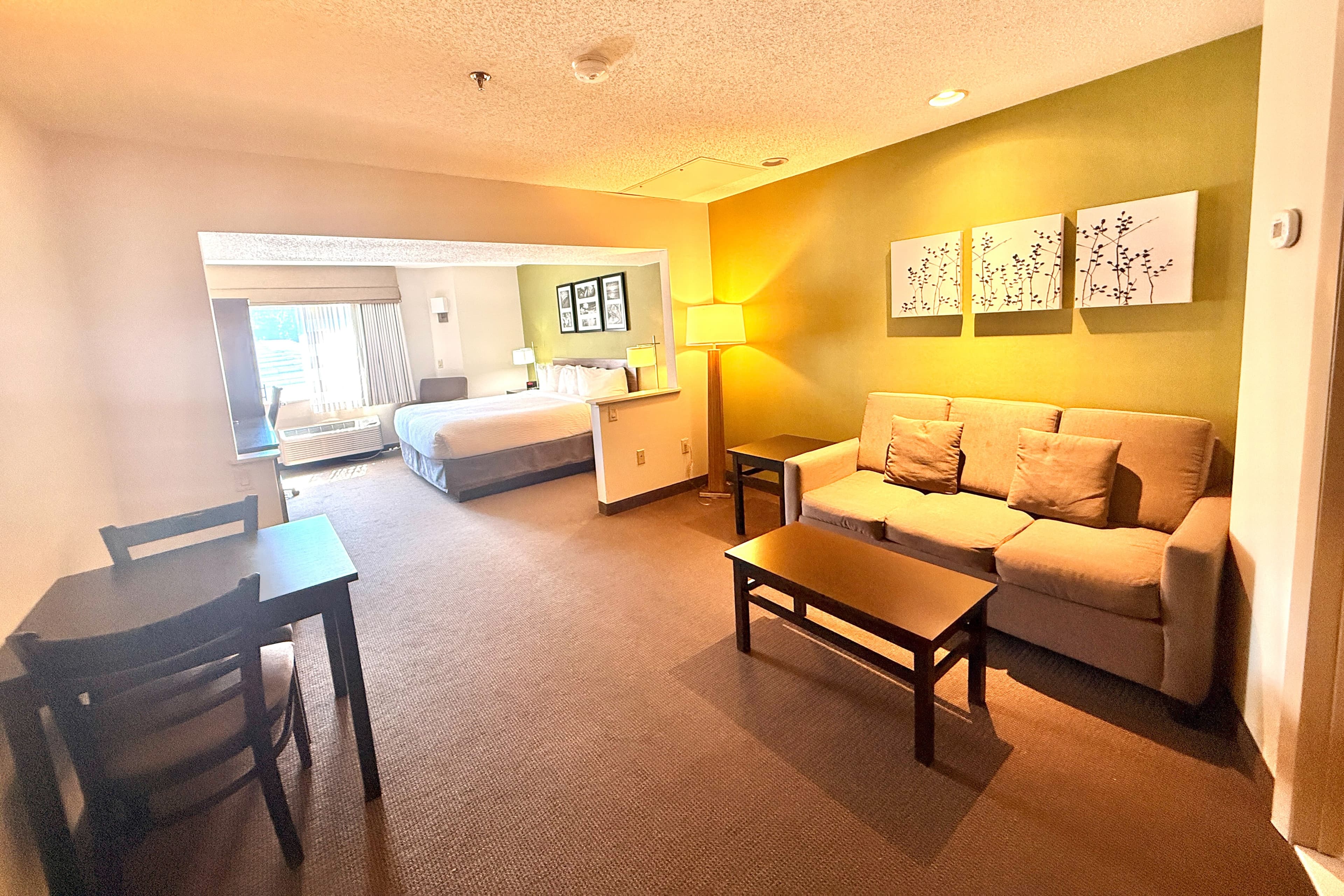 Sleep Inn & Suites Niantic North — 4