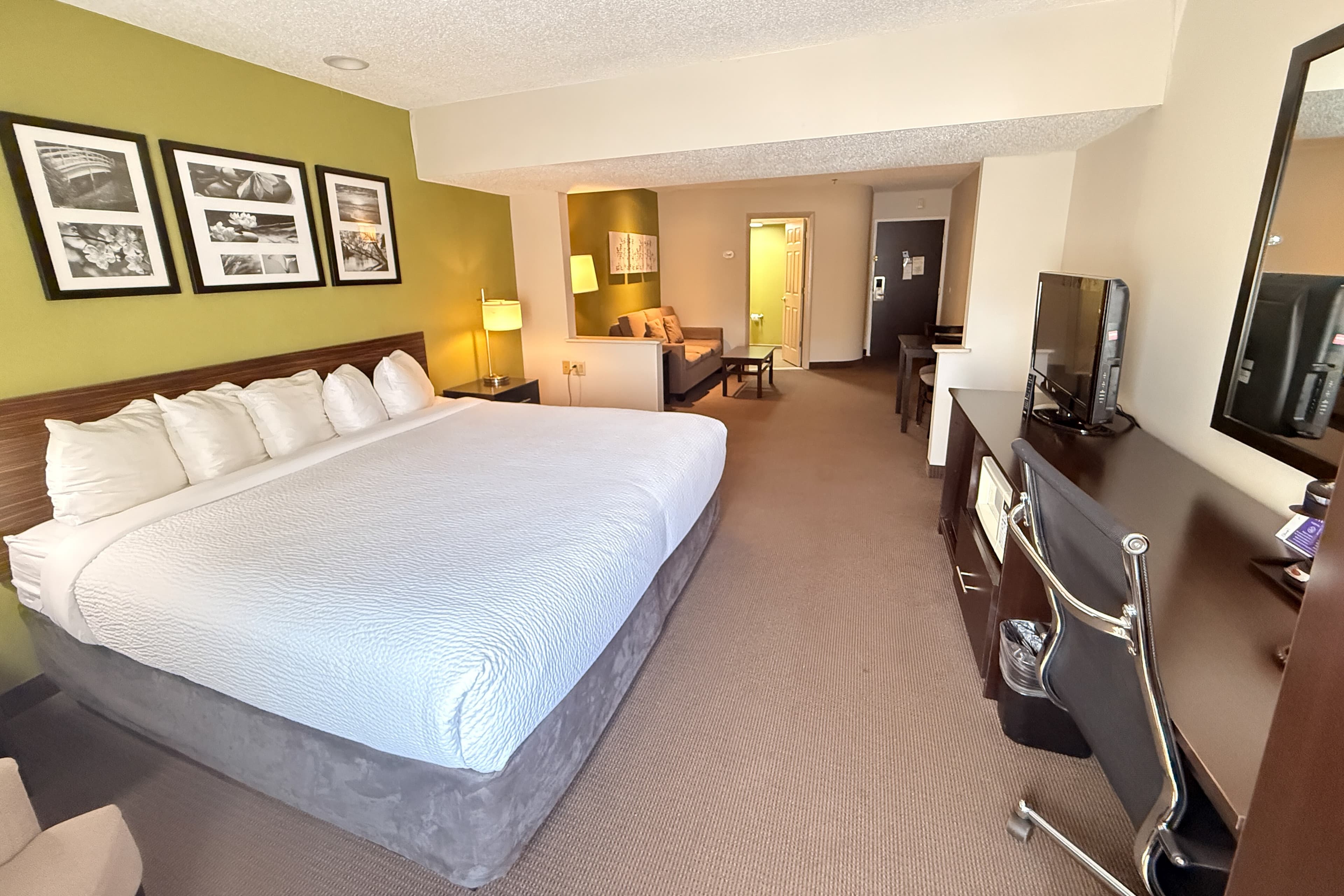 Sleep Inn & Suites Niantic North — 5