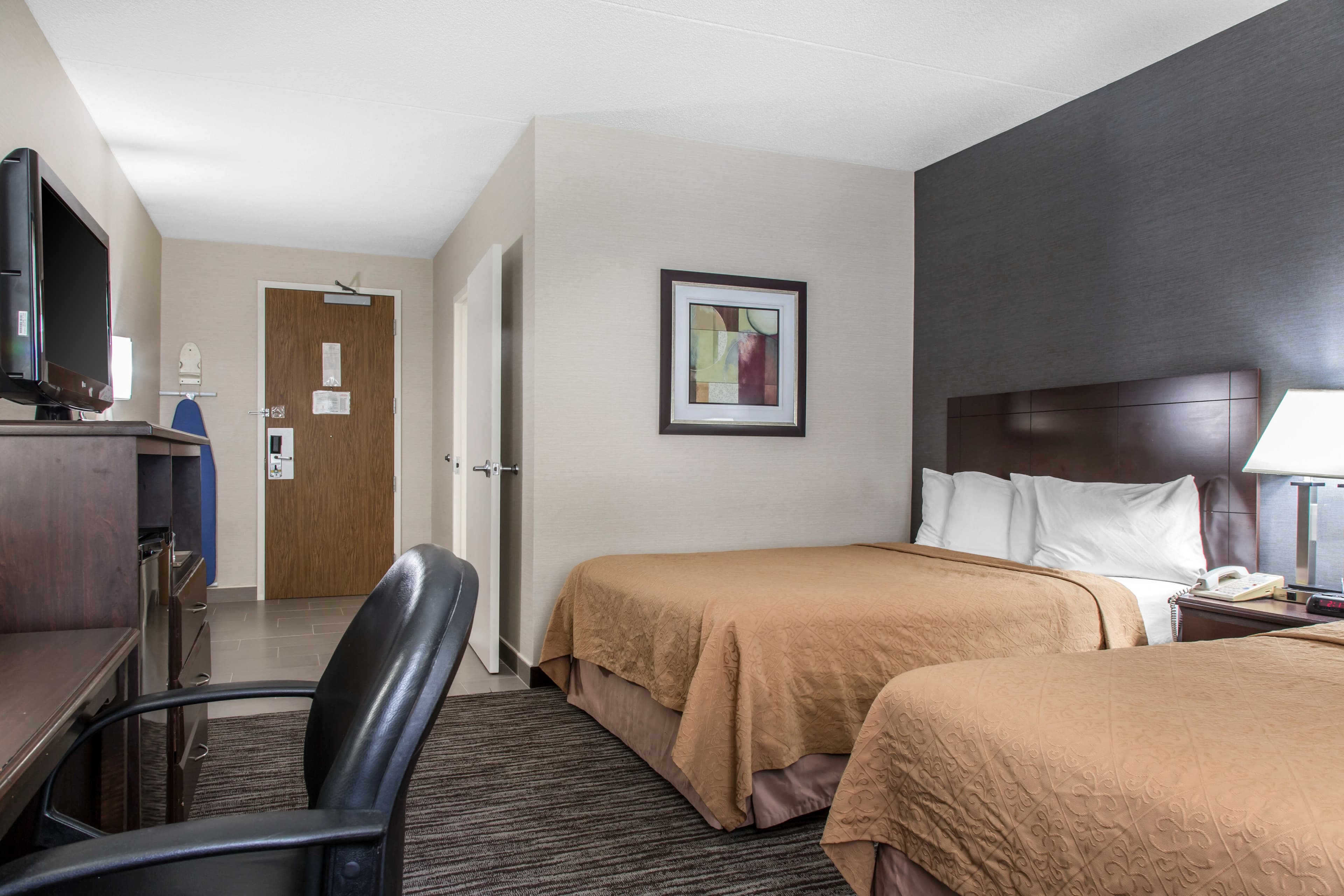 Quality Inn & Suites Danbury near University - Image 5