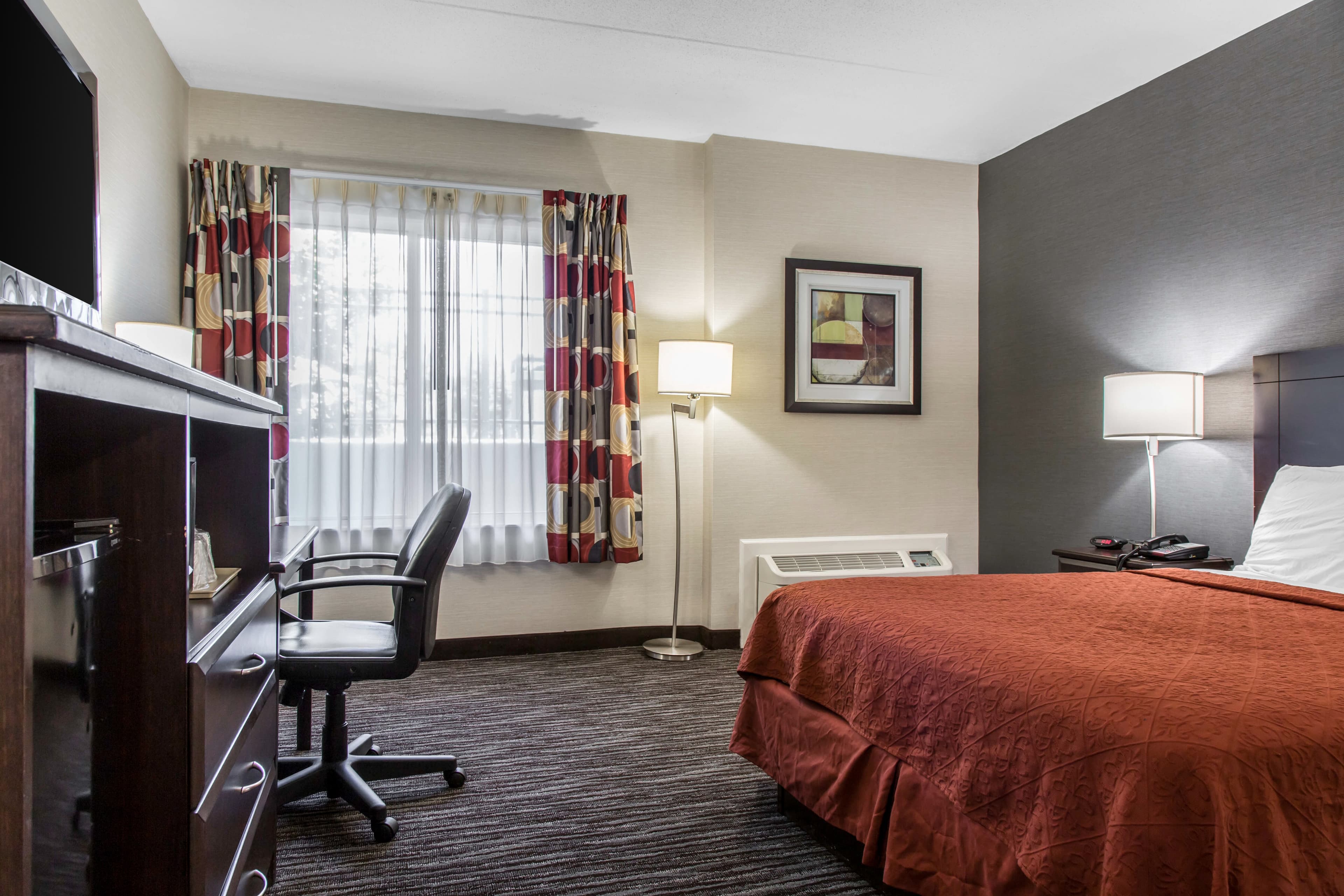Quality Inn & Suites Danbury near University — 8