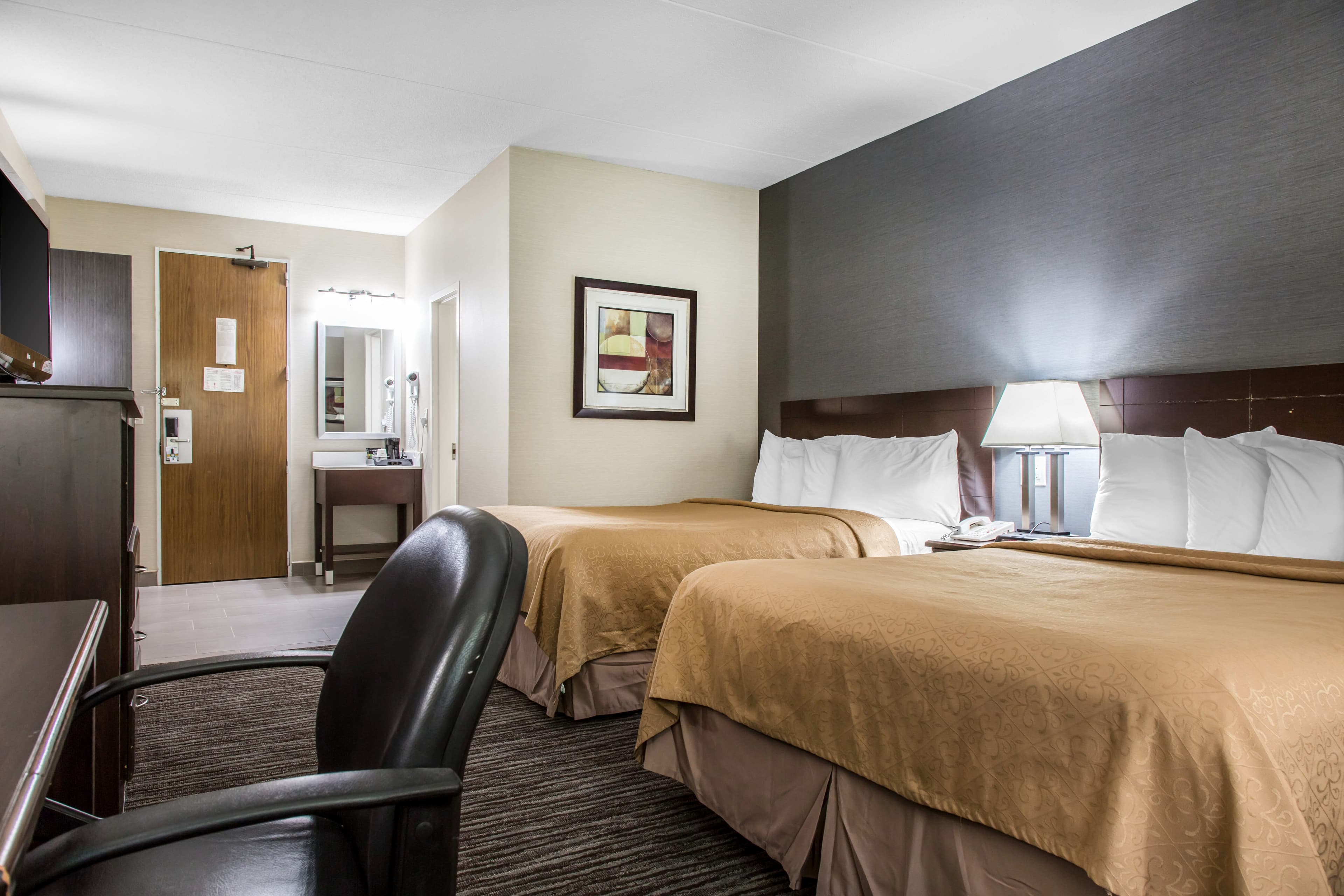 Quality Inn & Suites Danbury near University — 12