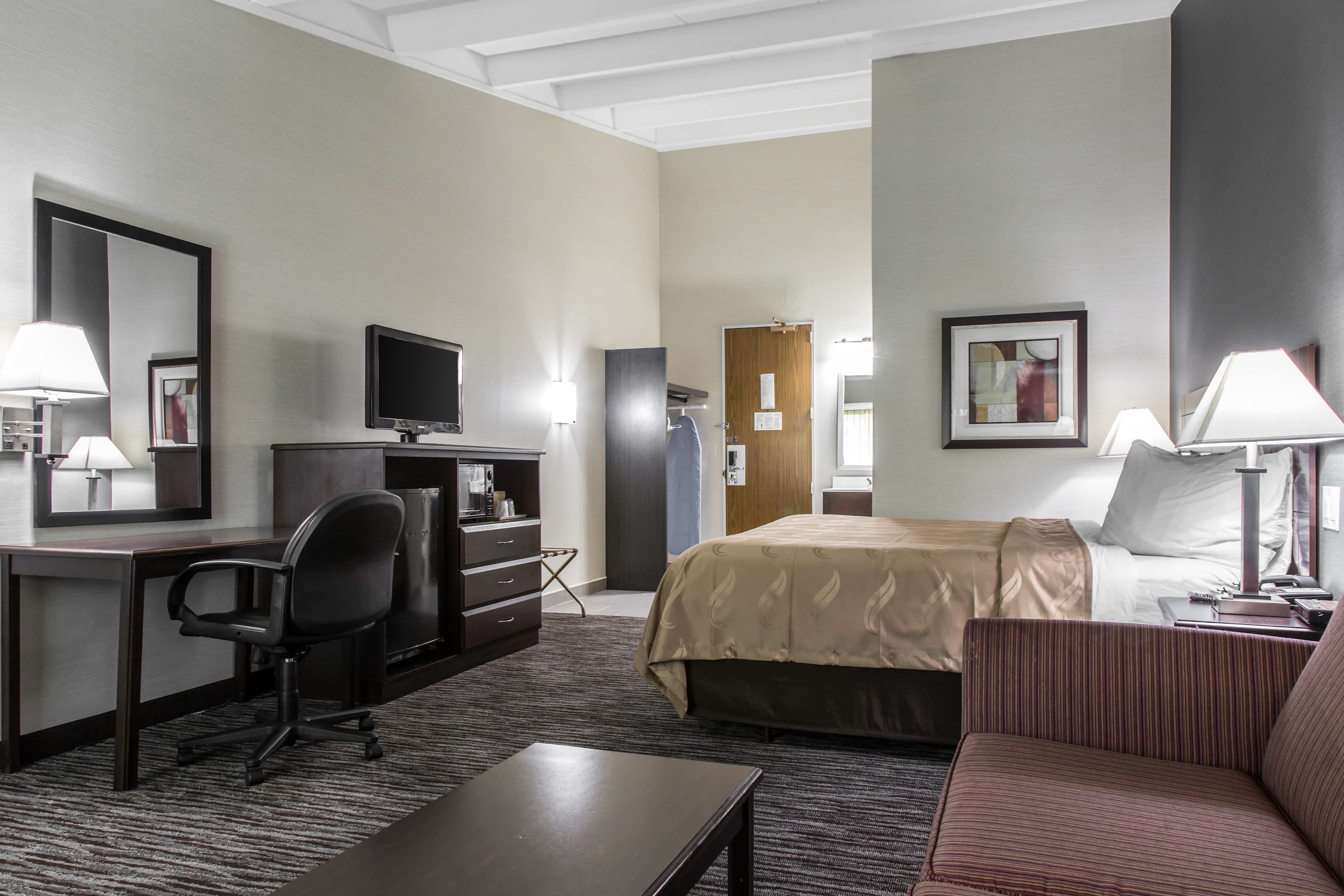 Quality Inn & Suites Danbury near University — 17