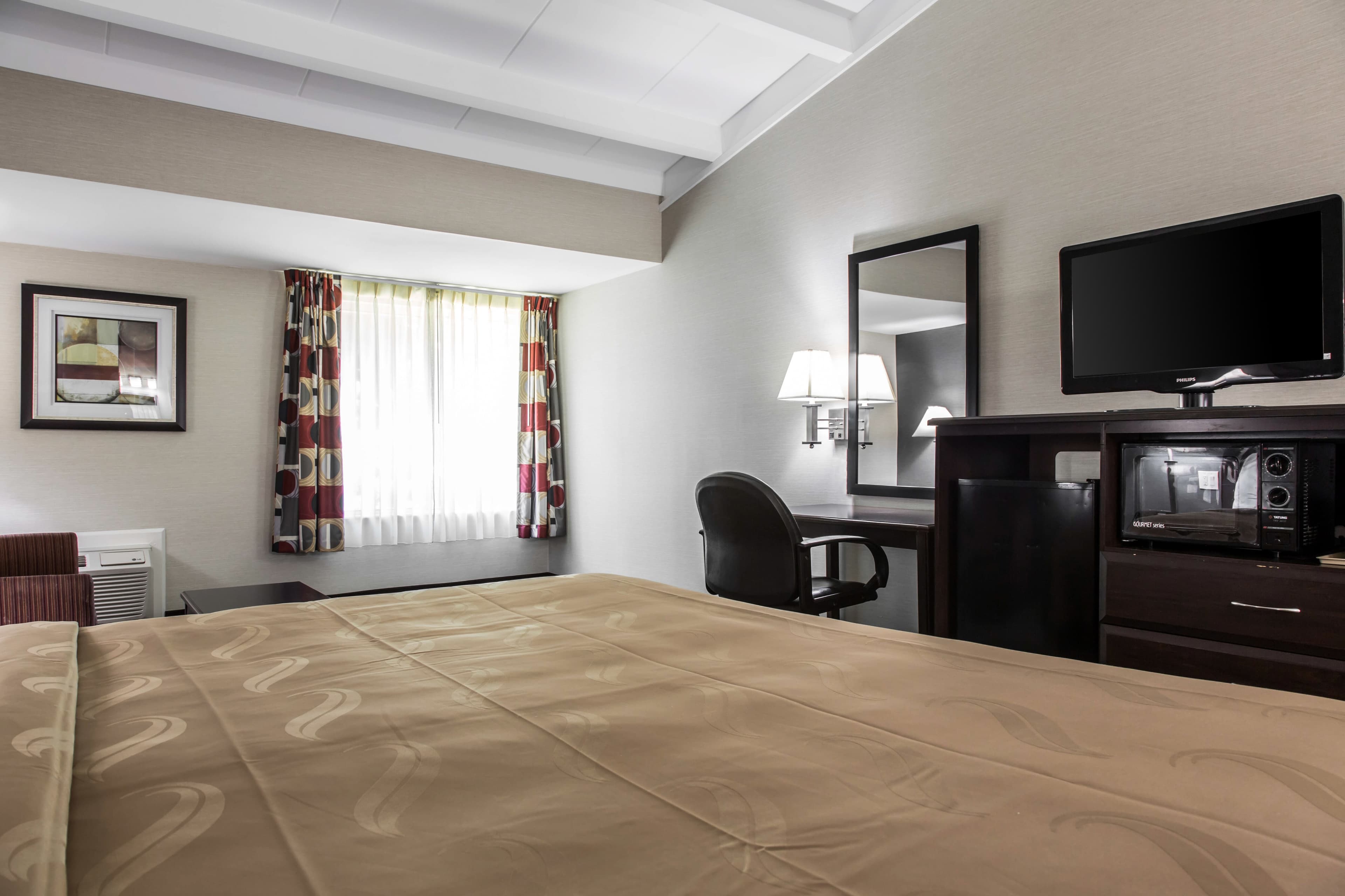 Quality Inn & Suites Danbury near University — 18