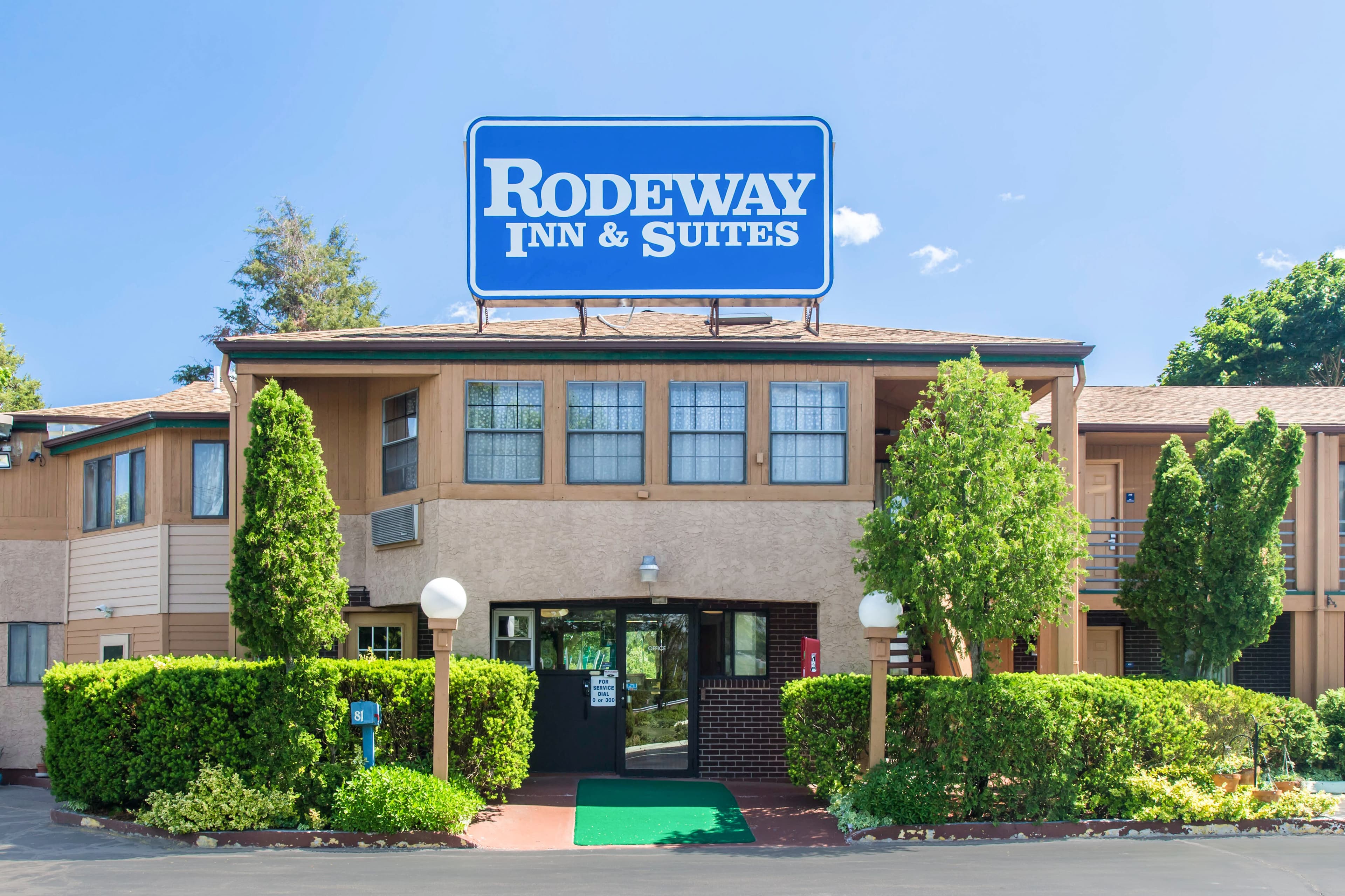 Rodeway Inn & Suites Branford - Guilford - Image 1
