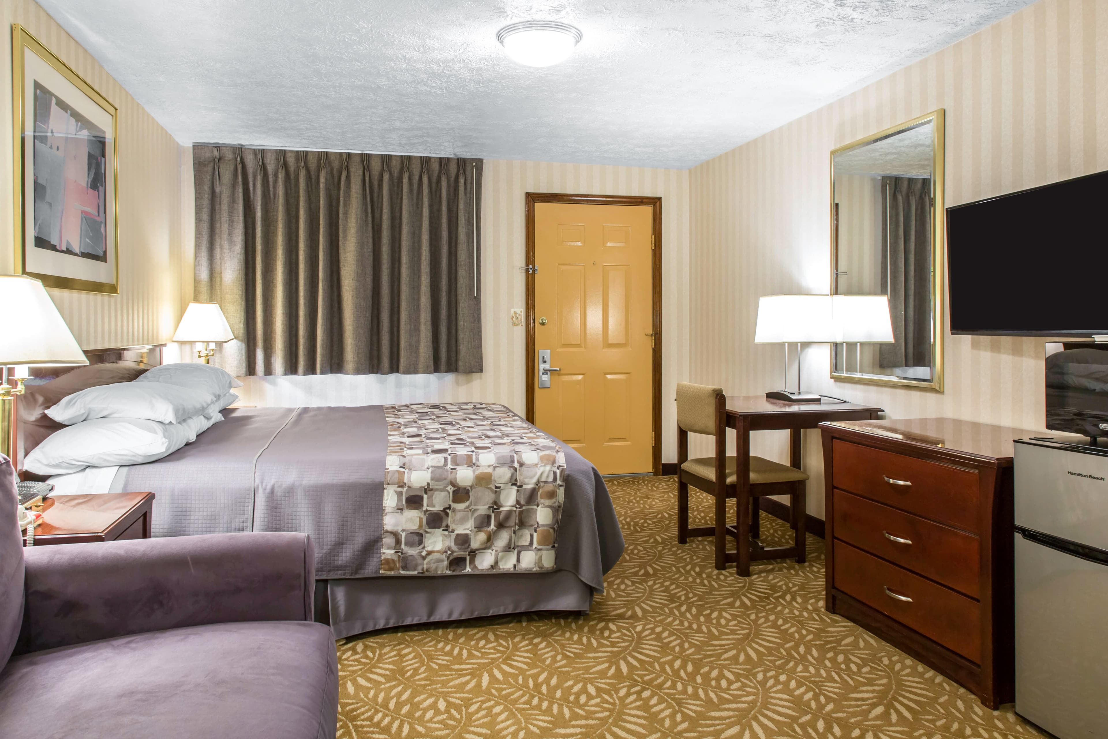 Rodeway Inn & Suites Branford - Guilford - Image 5