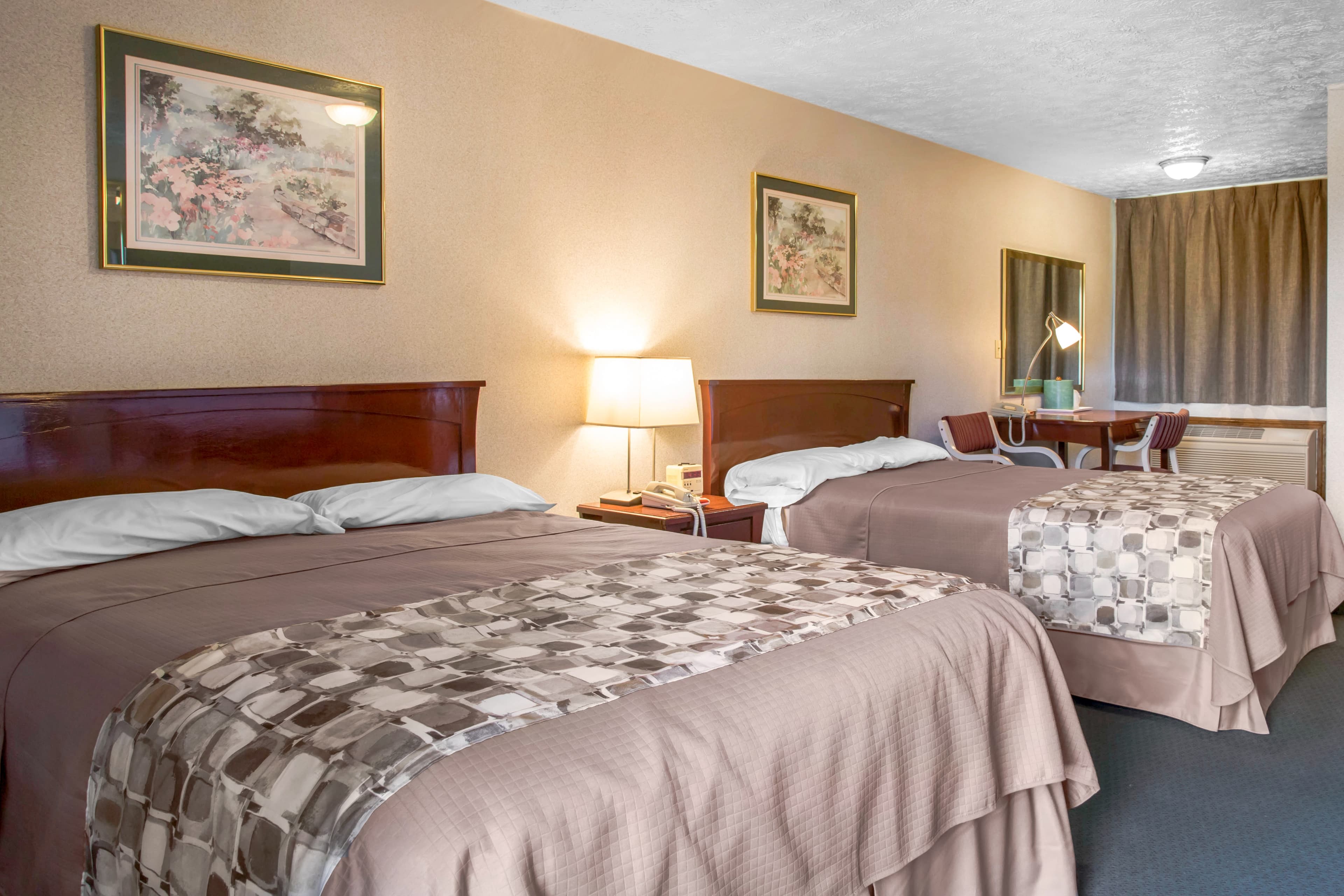 Rodeway Inn & Suites Branford - Guilford — 7