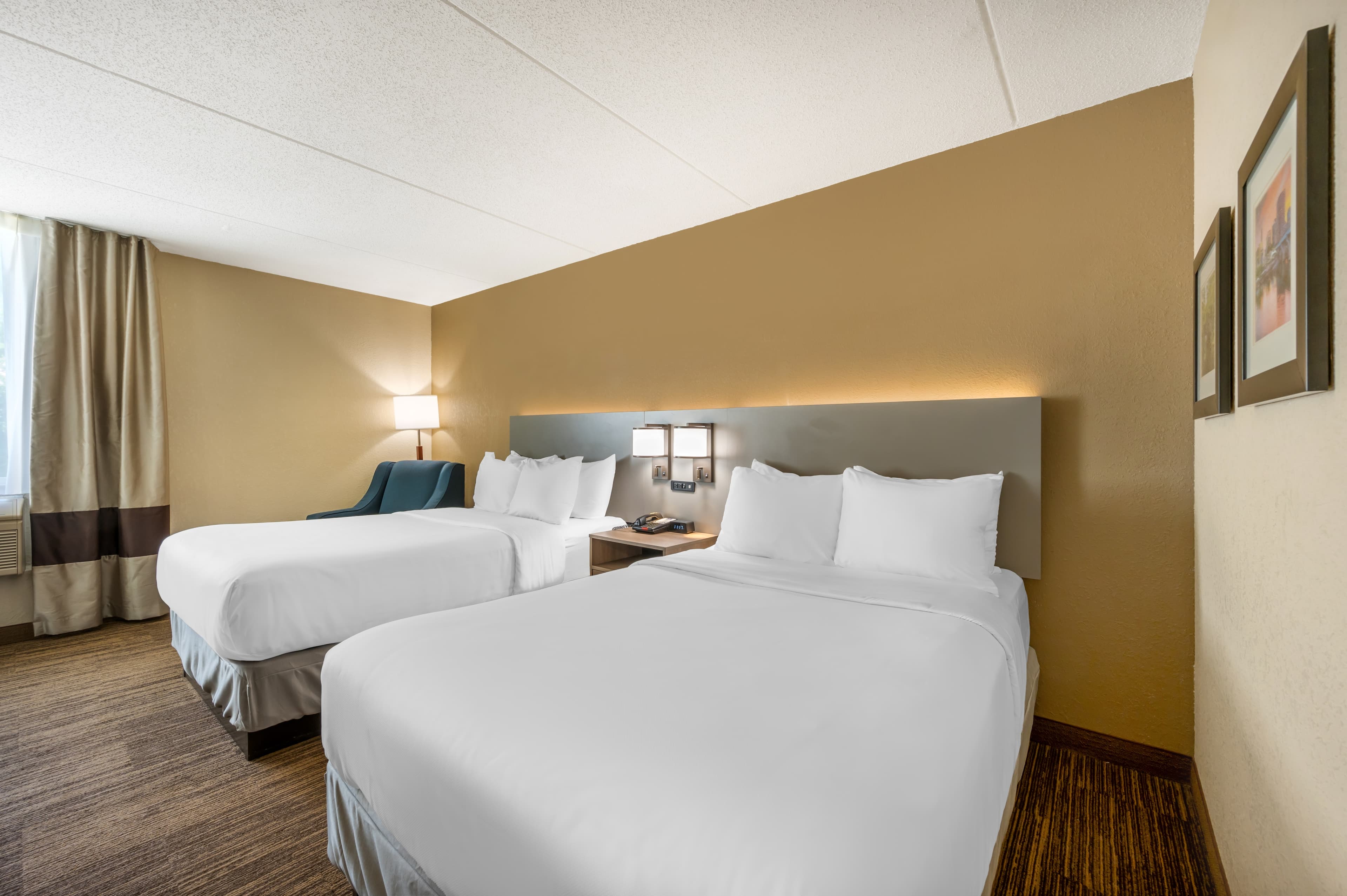 Comfort Inn & Suites East Hartford - Hartford — 6