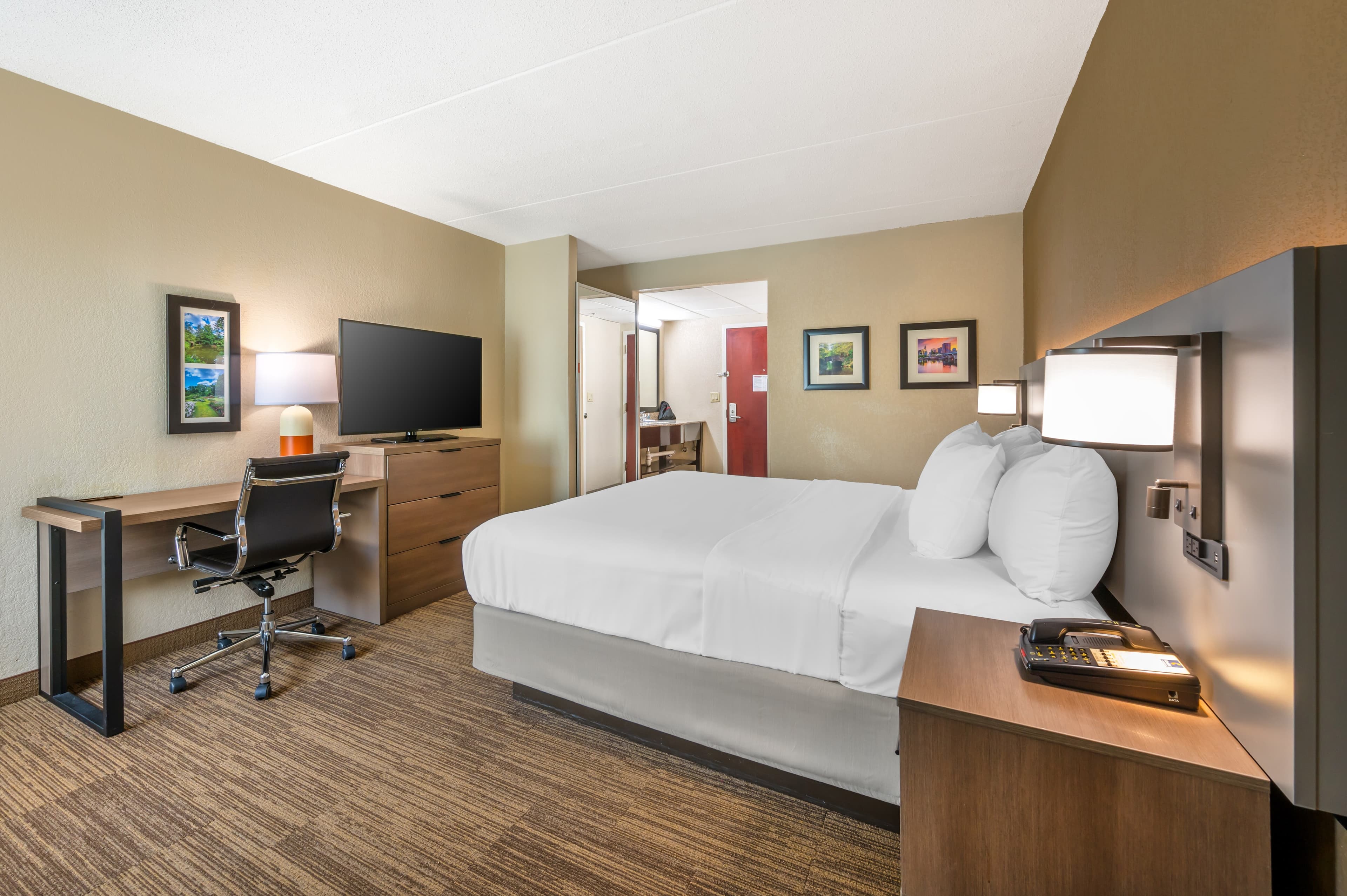 Comfort Inn & Suites East Hartford - Hartford — 23