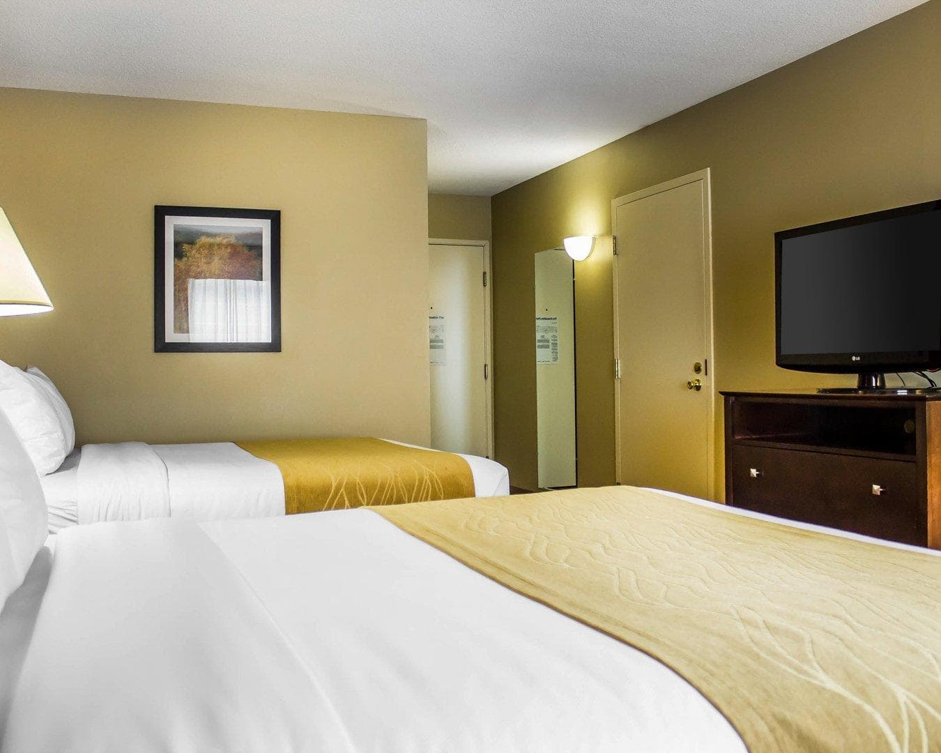 Comfort Inn & Suites Dayville - Killingly Industrial Park — 15