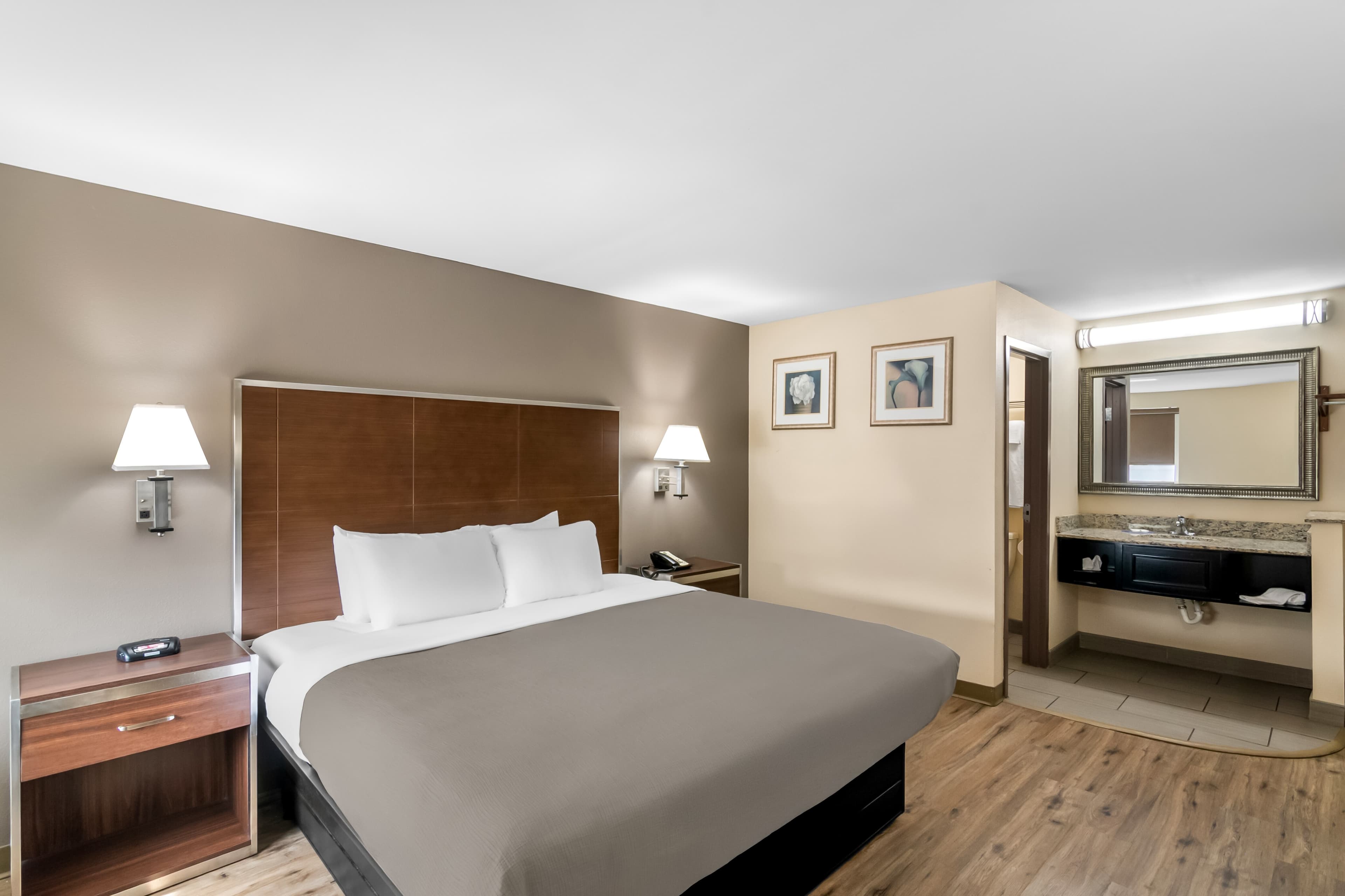 Quality Inn Waterbury East — 12