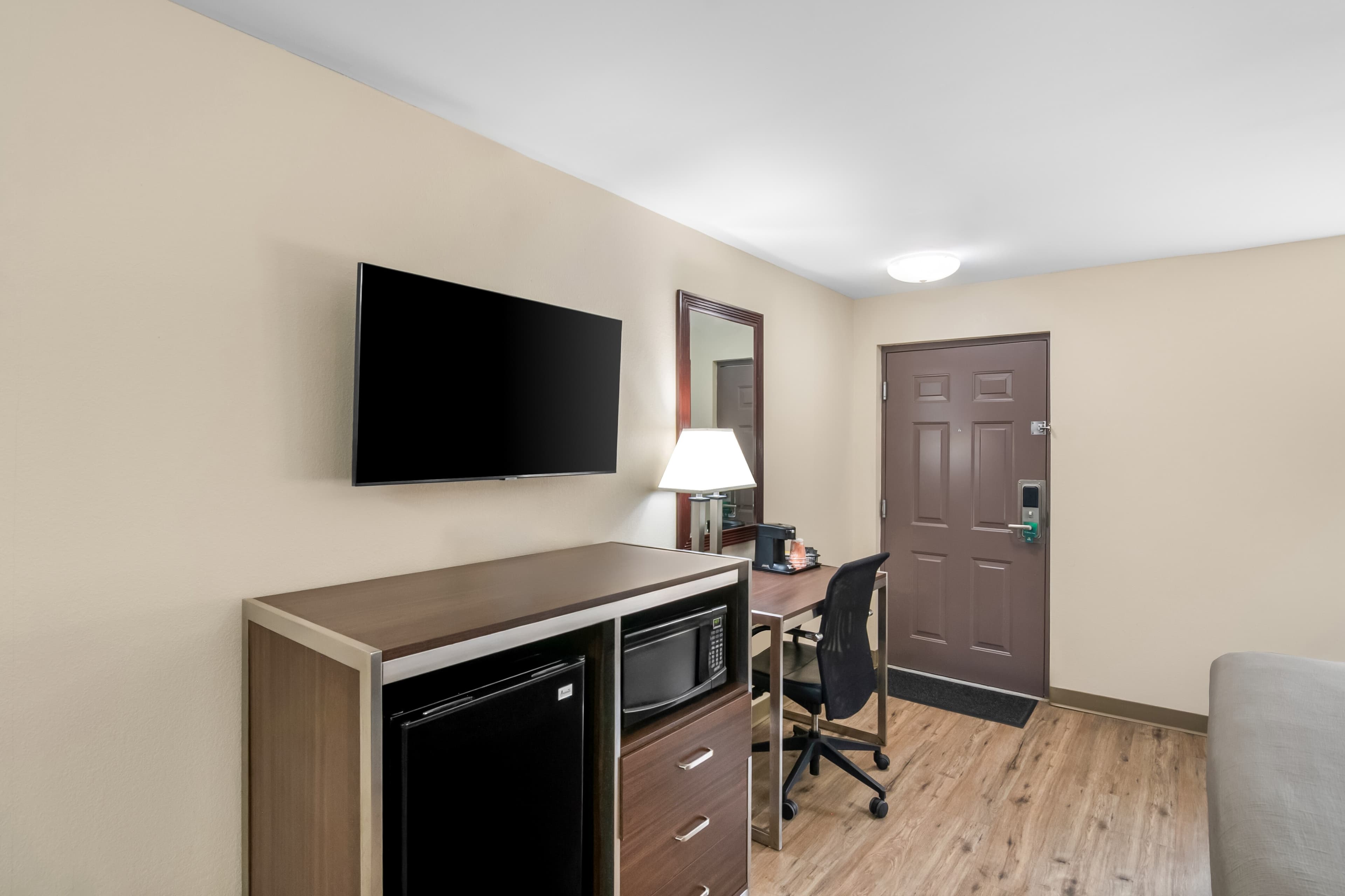 Quality Inn Waterbury East — 14