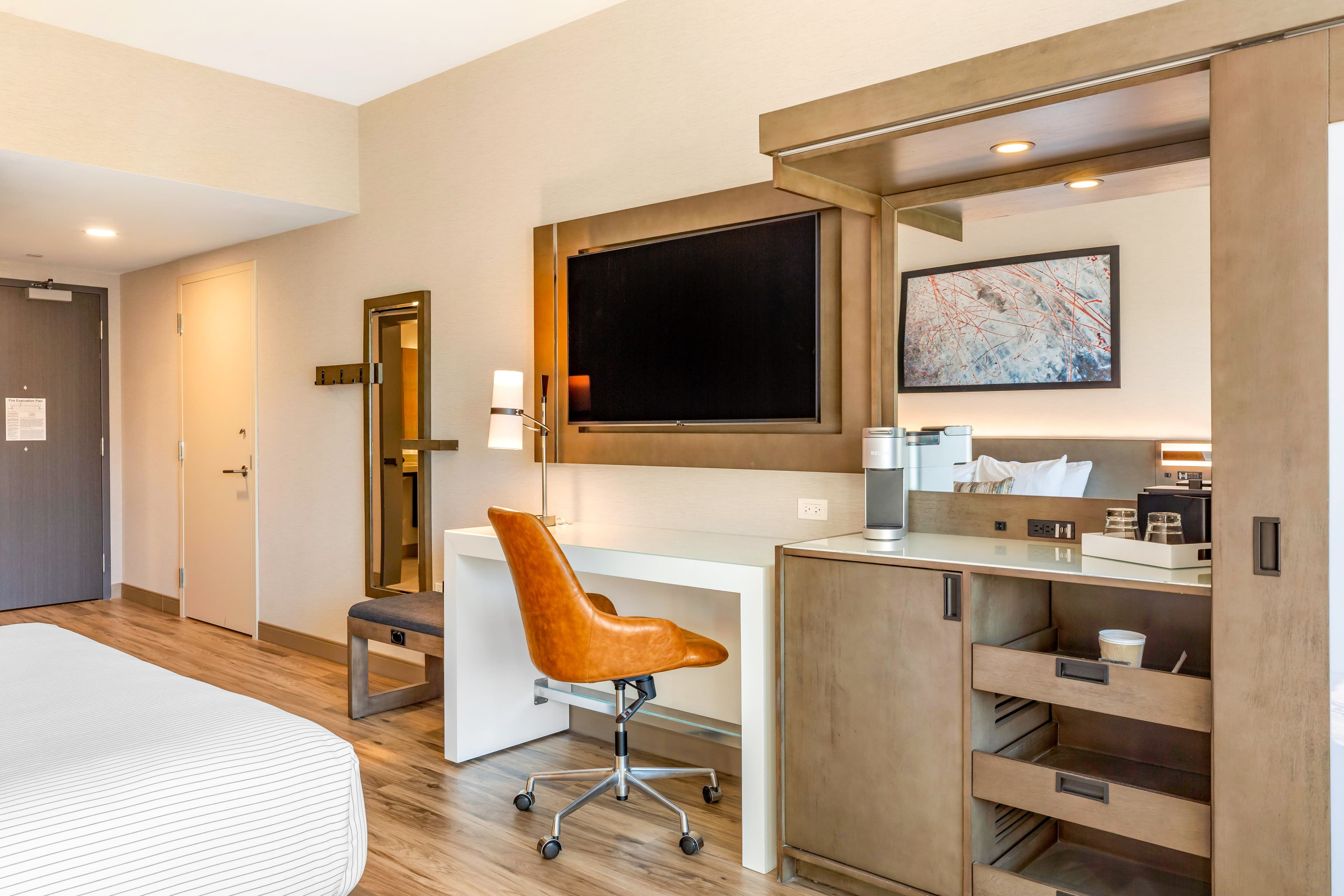 Cambria Hotel New Haven University Area - Image 4