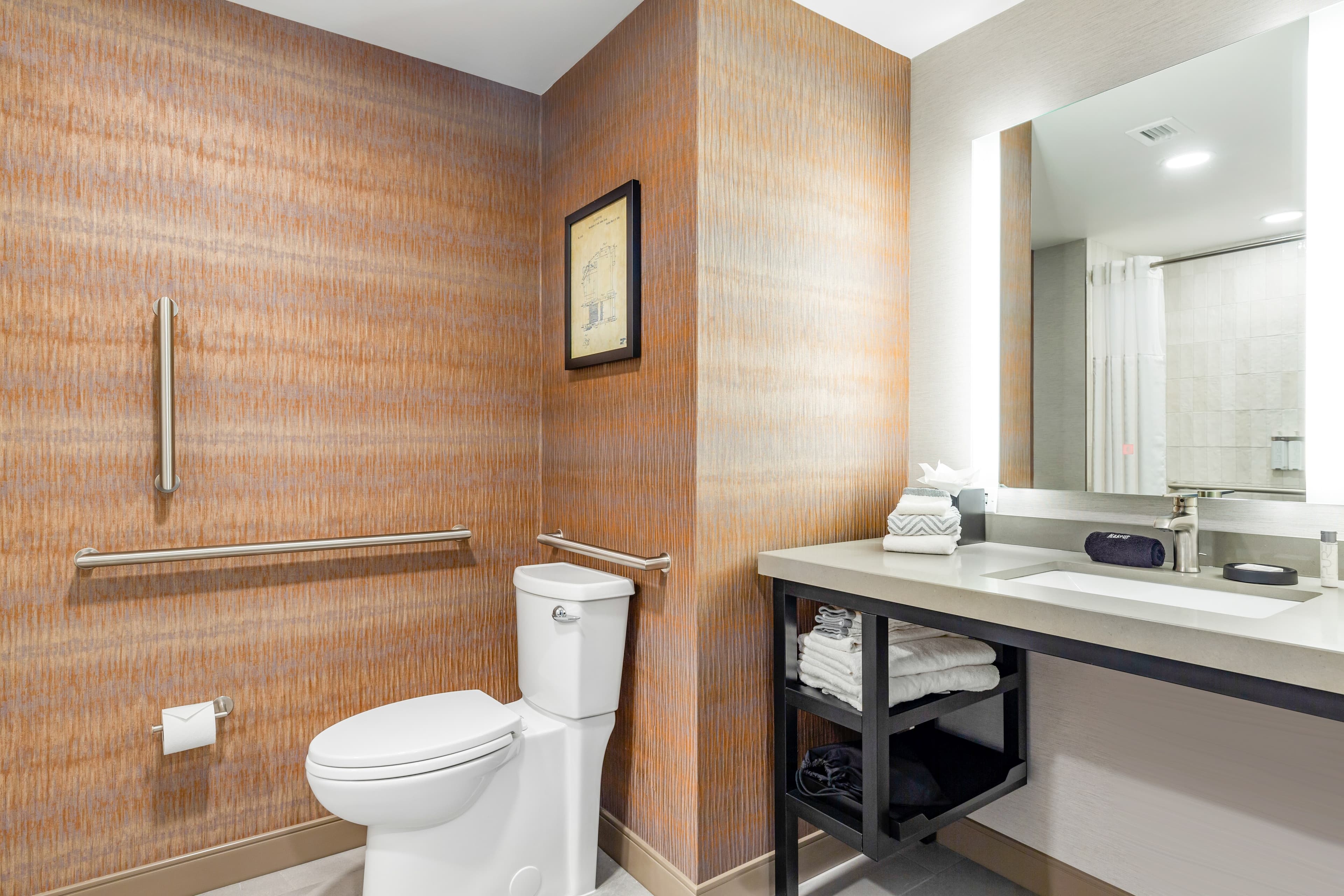 Cambria Hotel New Haven University Area — 10