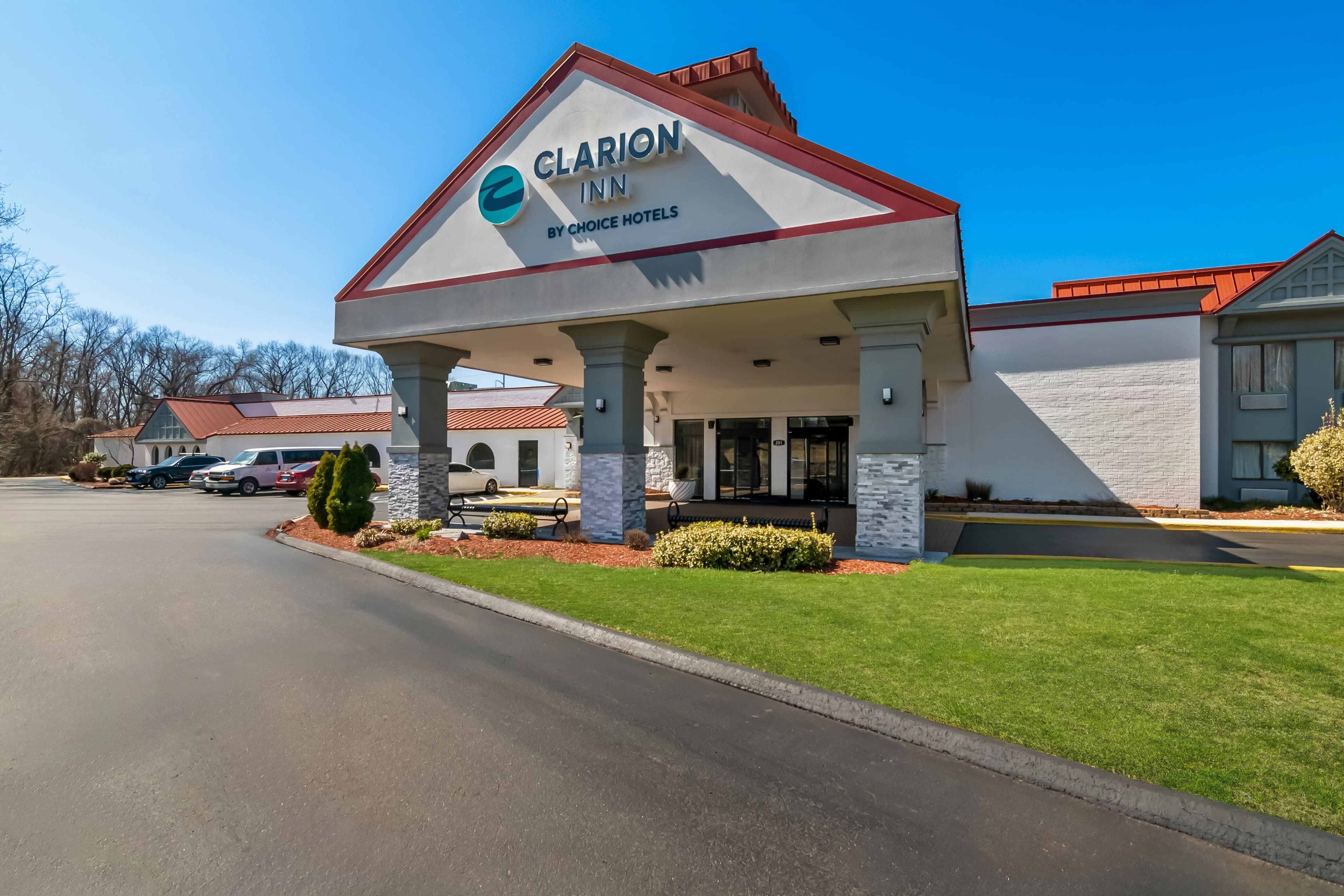 Clarion Inn North Haven - New Haven North - Image 1