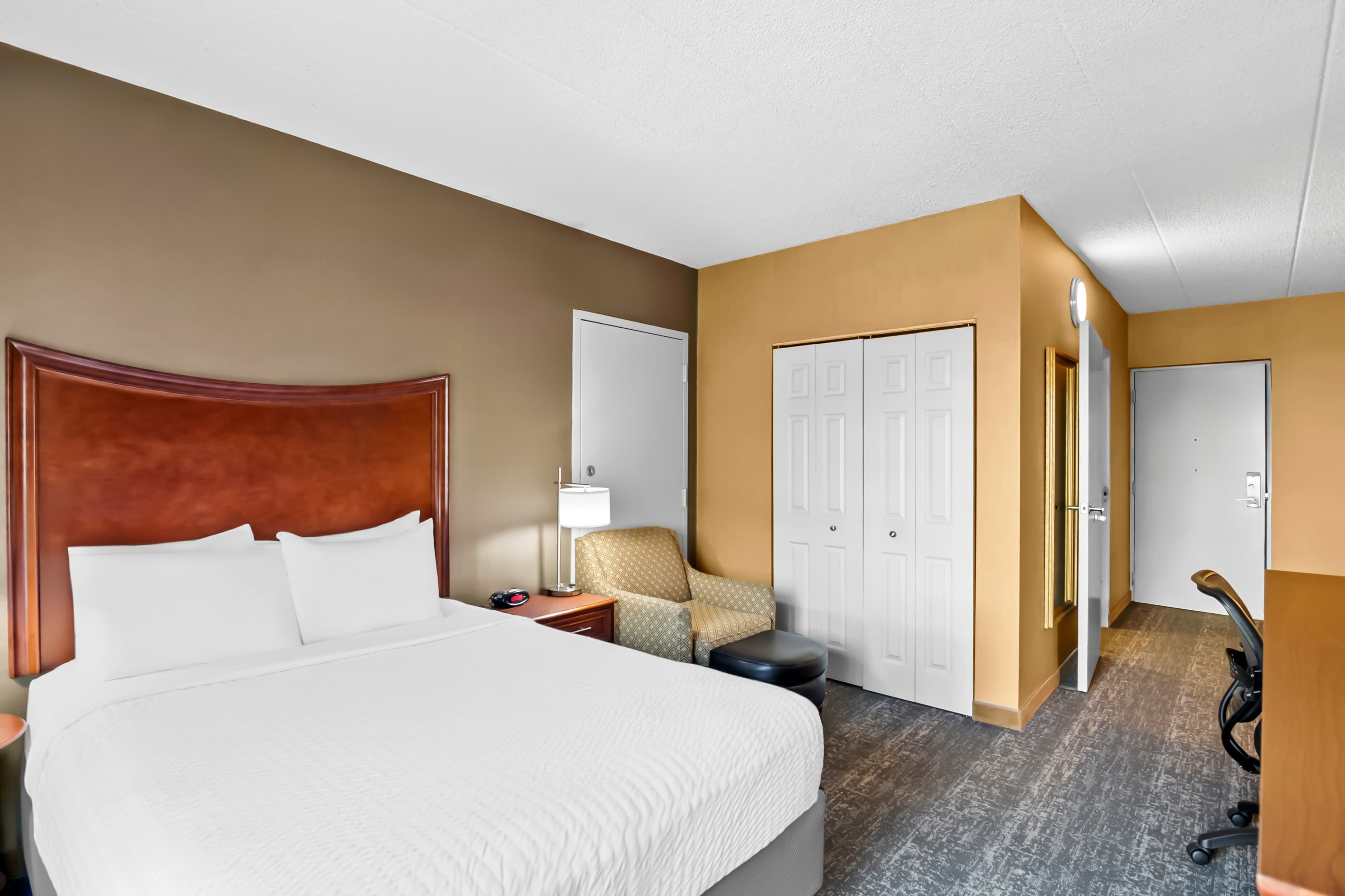 Clarion Inn North Haven - New Haven North — 6