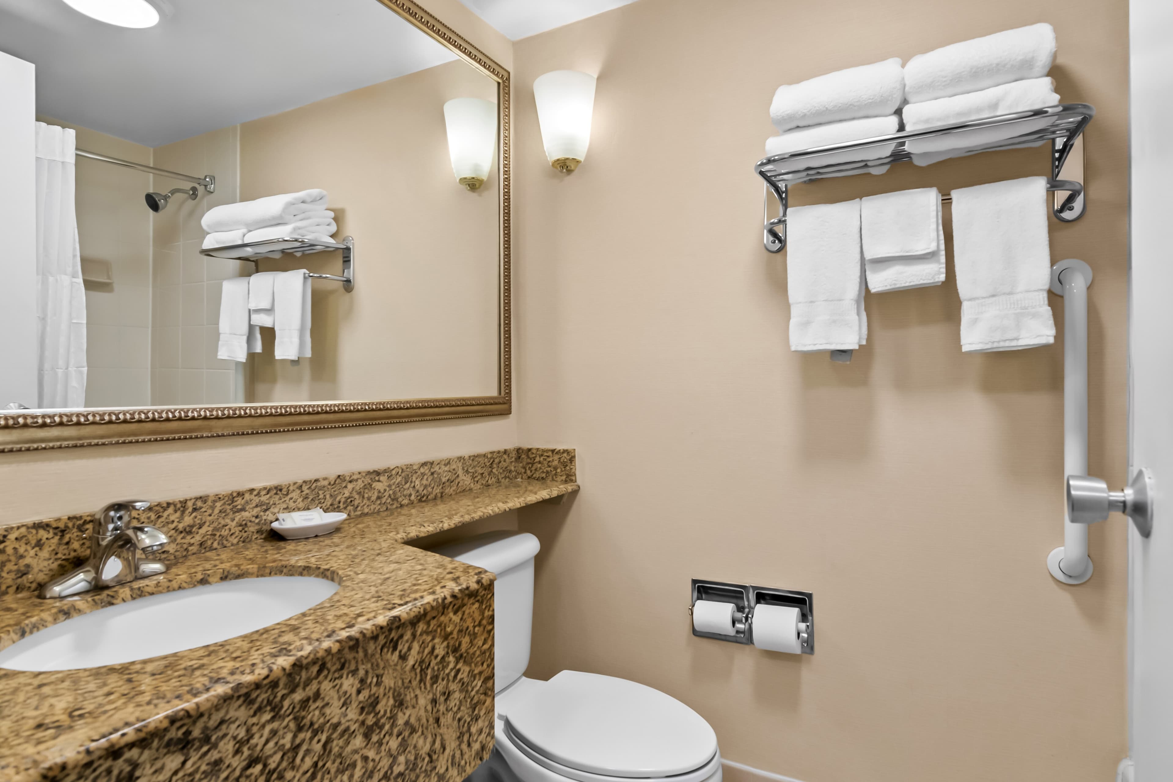 Clarion Inn North Haven - New Haven North — 26