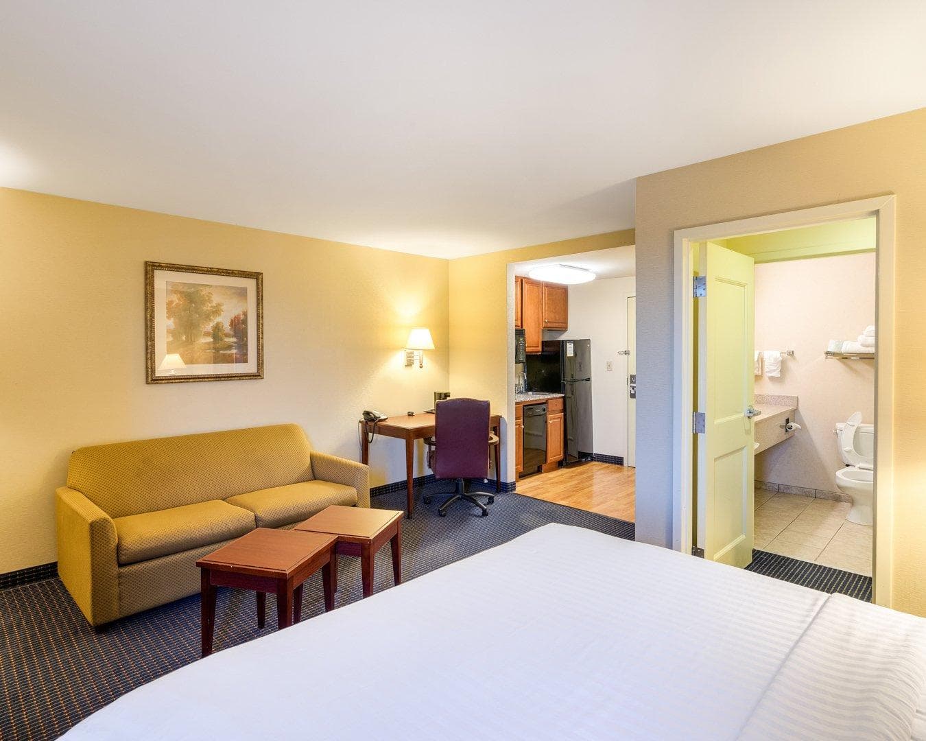 MainStay Suites Dover - Image 4