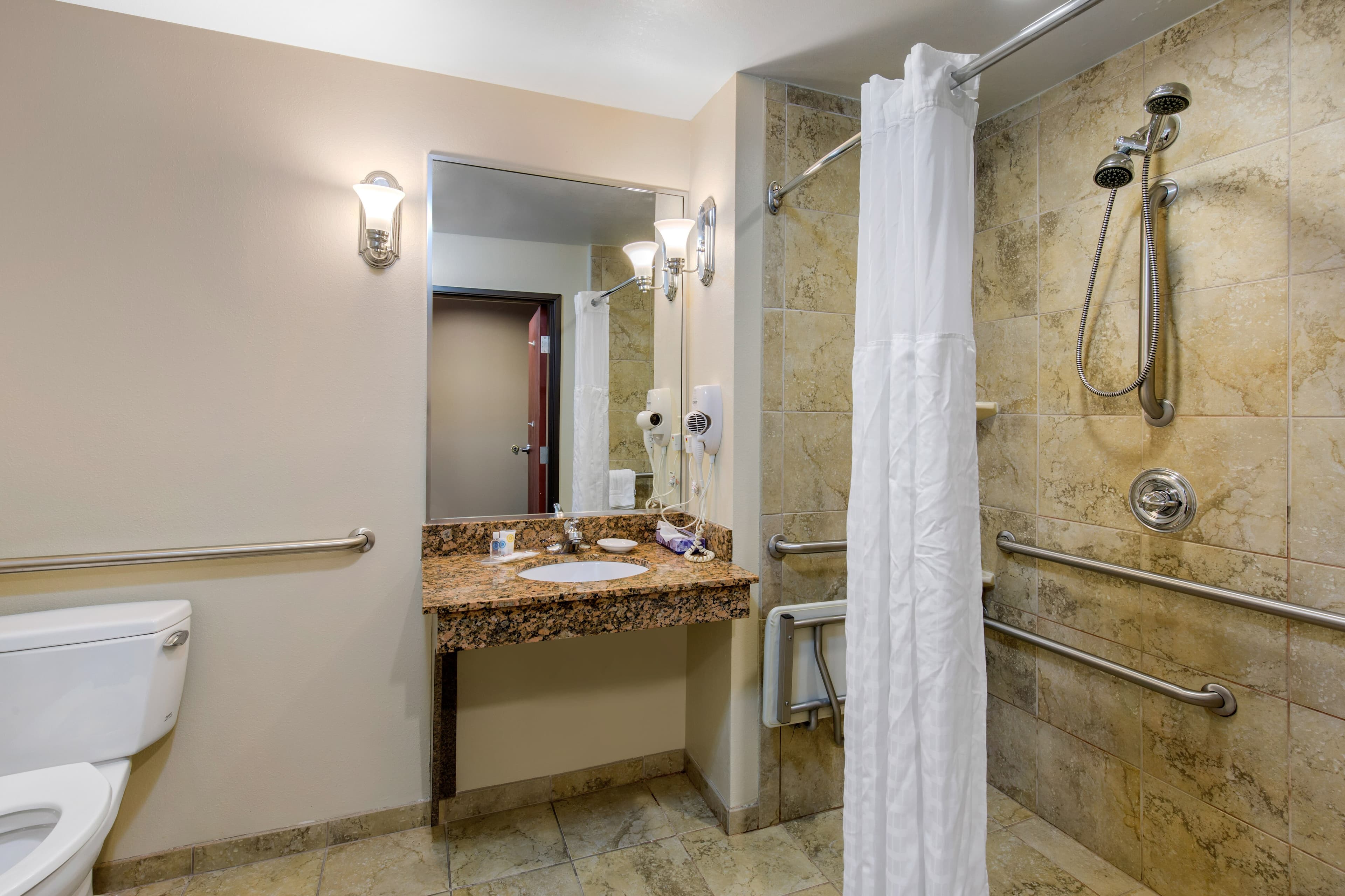 Comfort Suites Seaford — 6