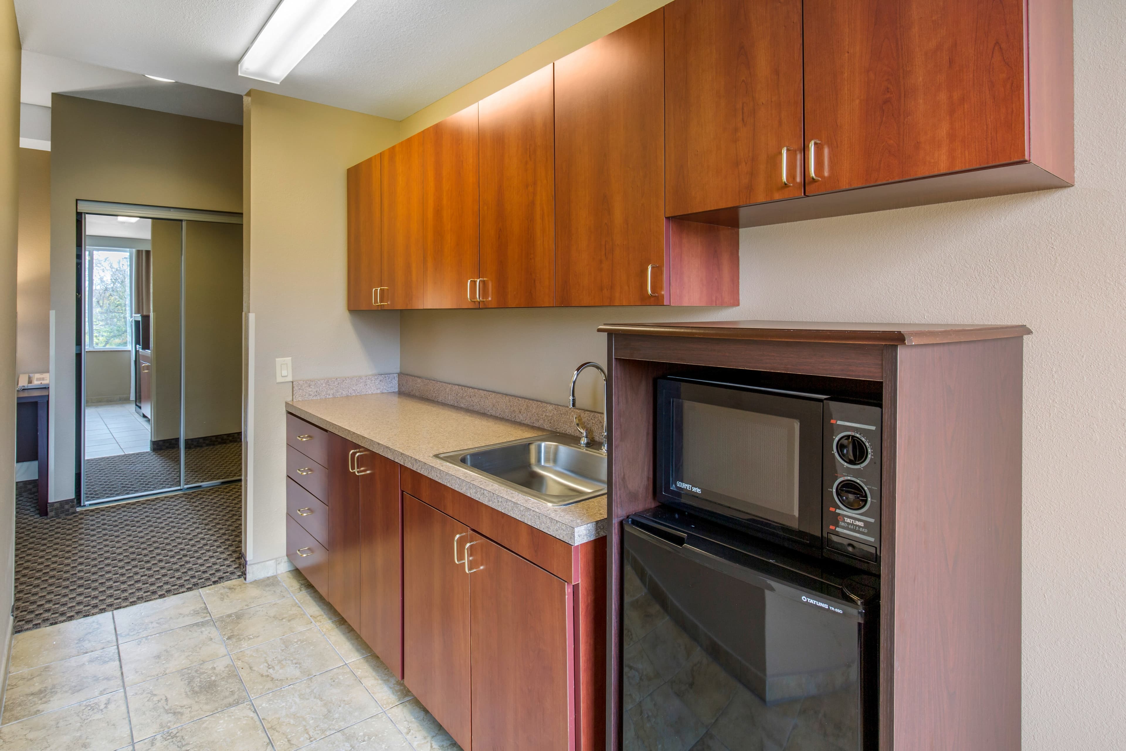 Comfort Suites Seaford — 10