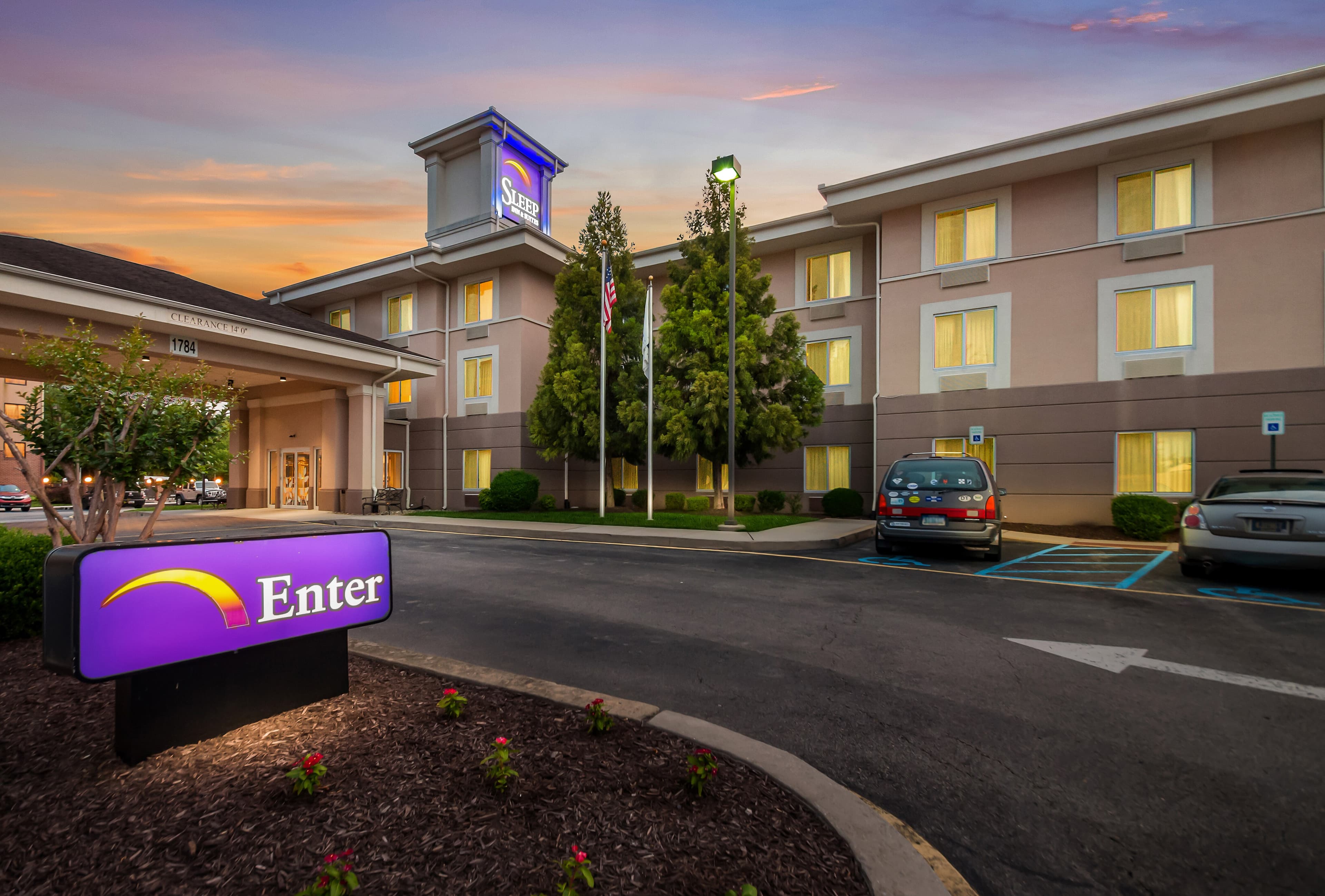 Sleep Inn & Suites Dover University Area - Image 1