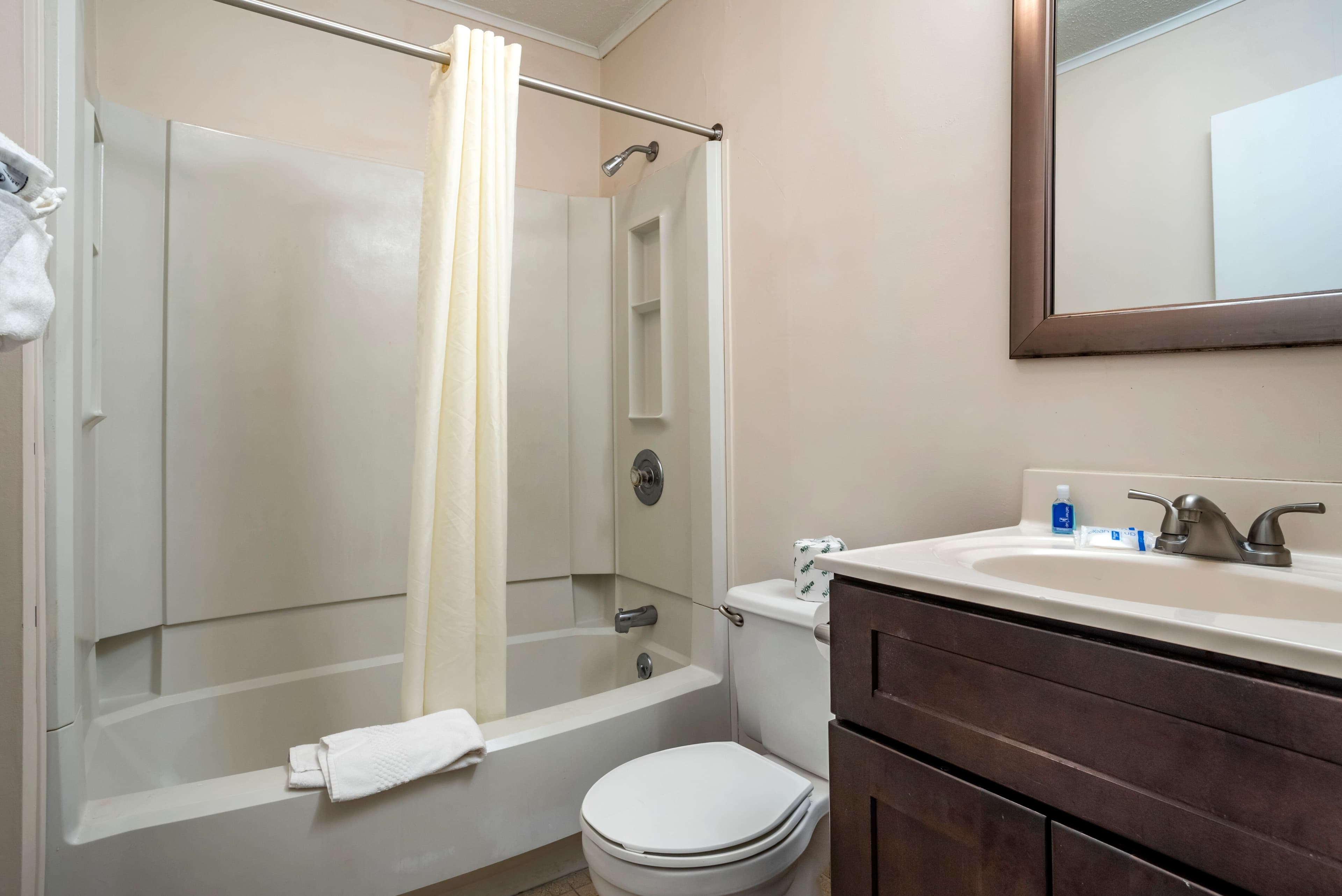 Rodeway Inn & Suites Rehoboth Beach - Image 5