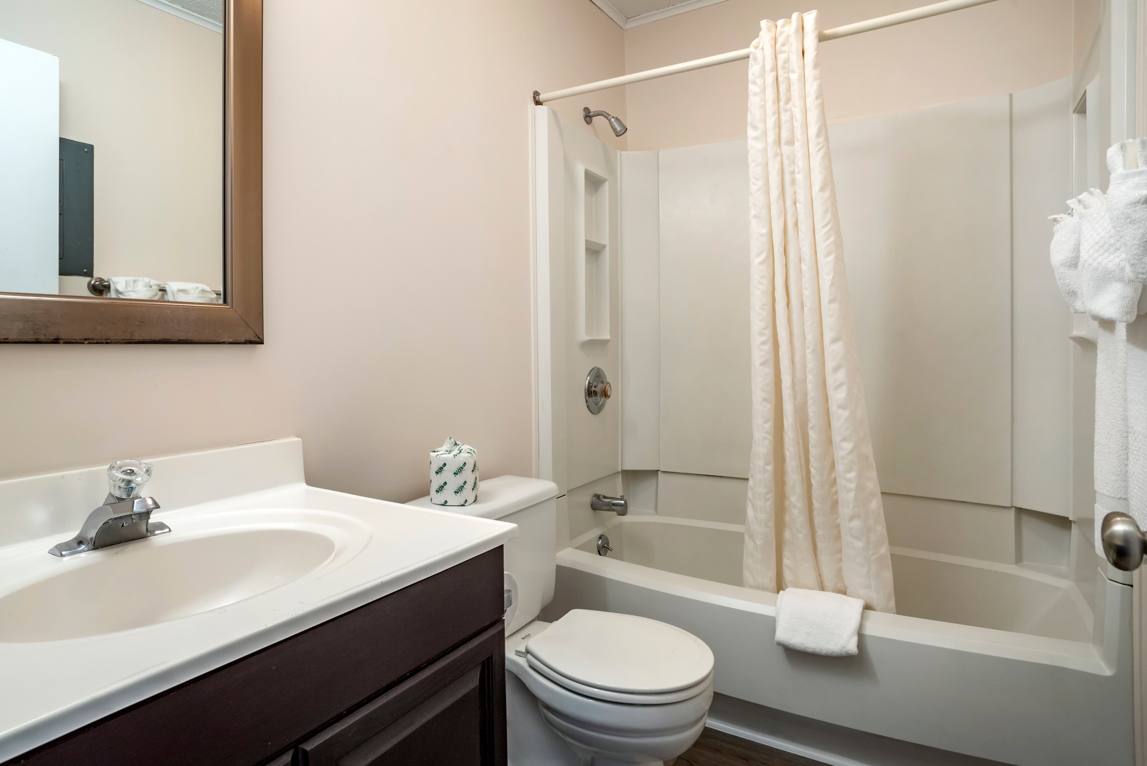 Rodeway Inn & Suites Rehoboth Beach — 21