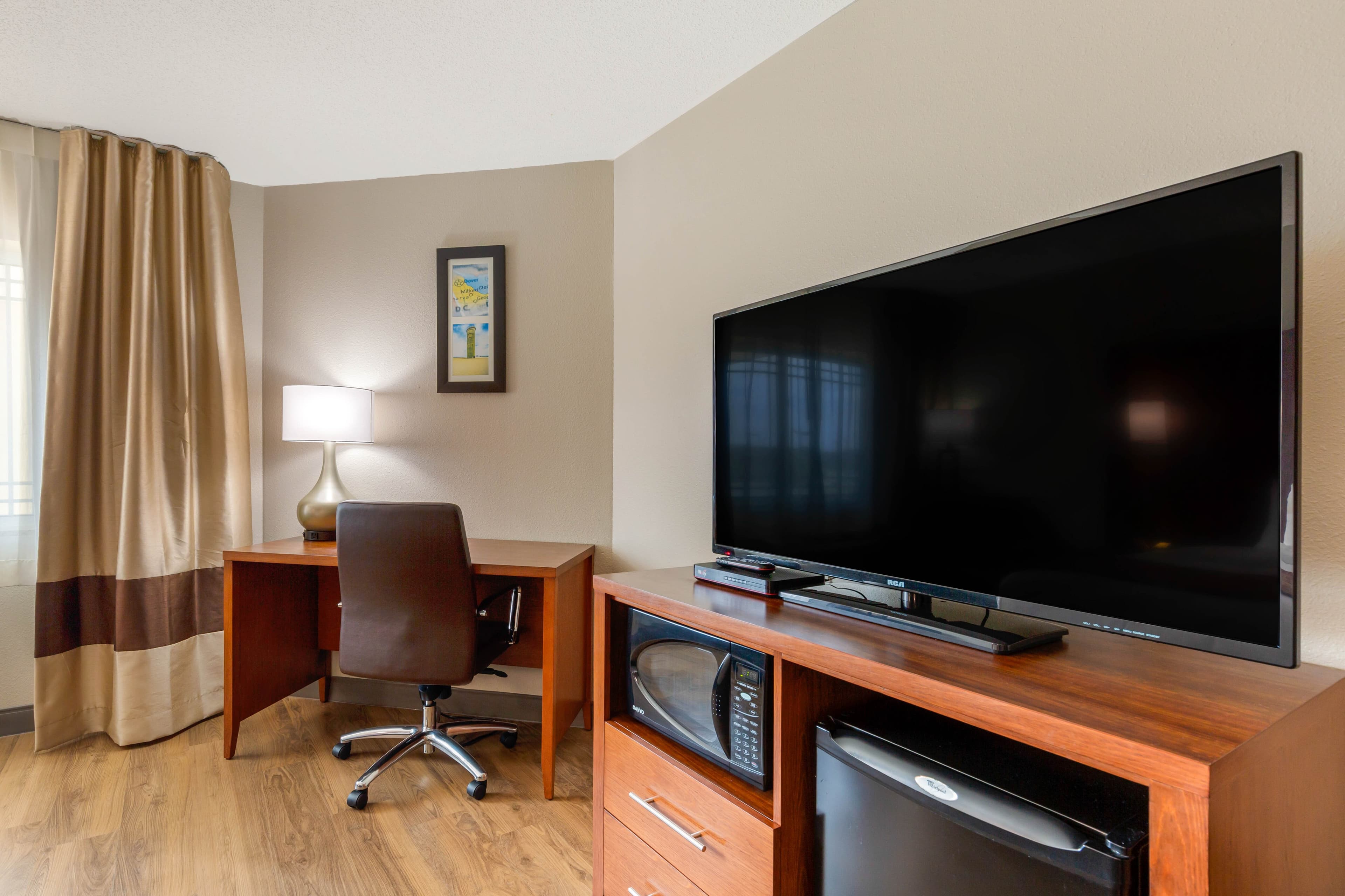 Comfort Inn & Suites Milford - Image 4