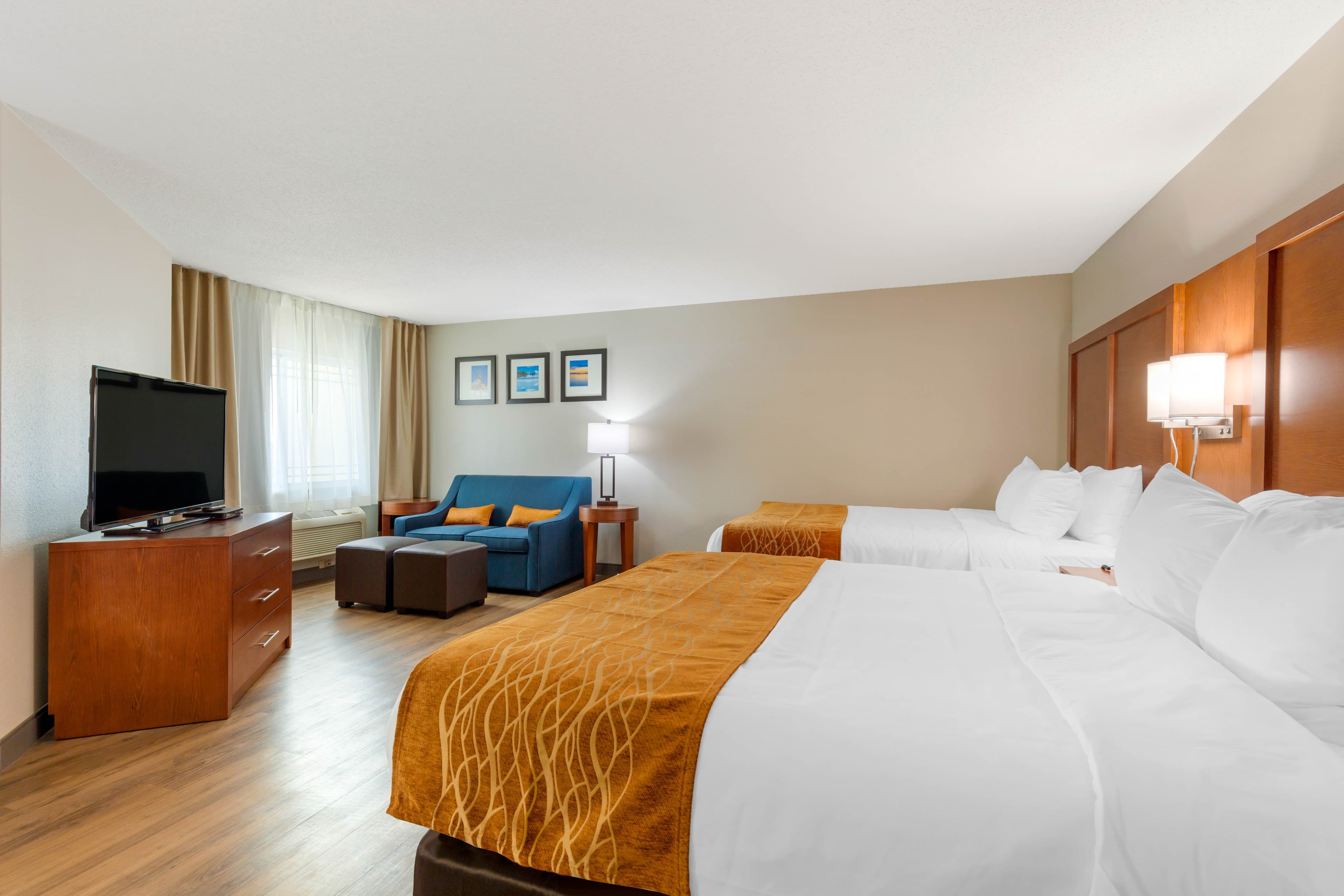 Comfort Inn & Suites Milford — 19