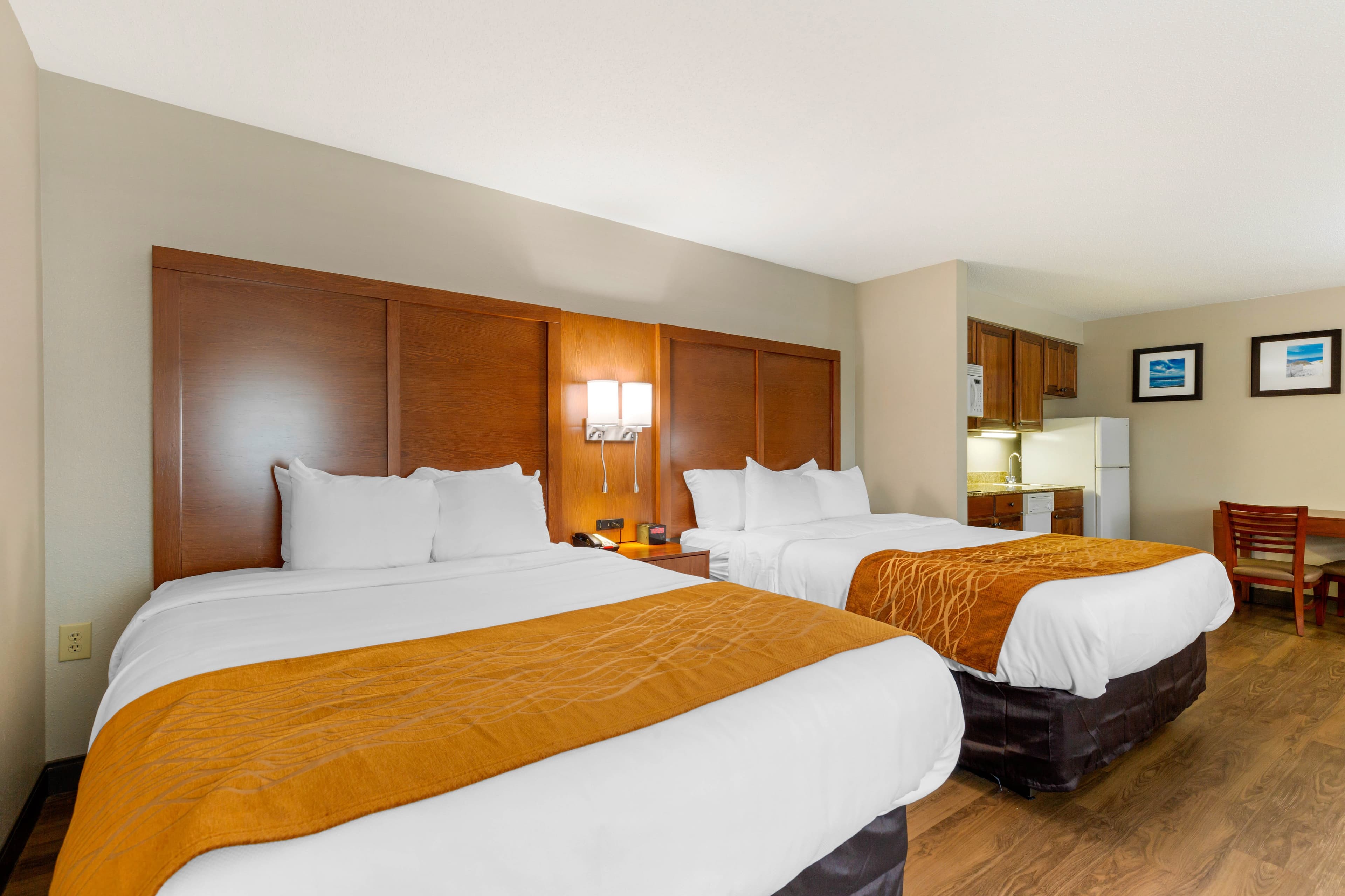 Comfort Inn & Suites Milford — 20
