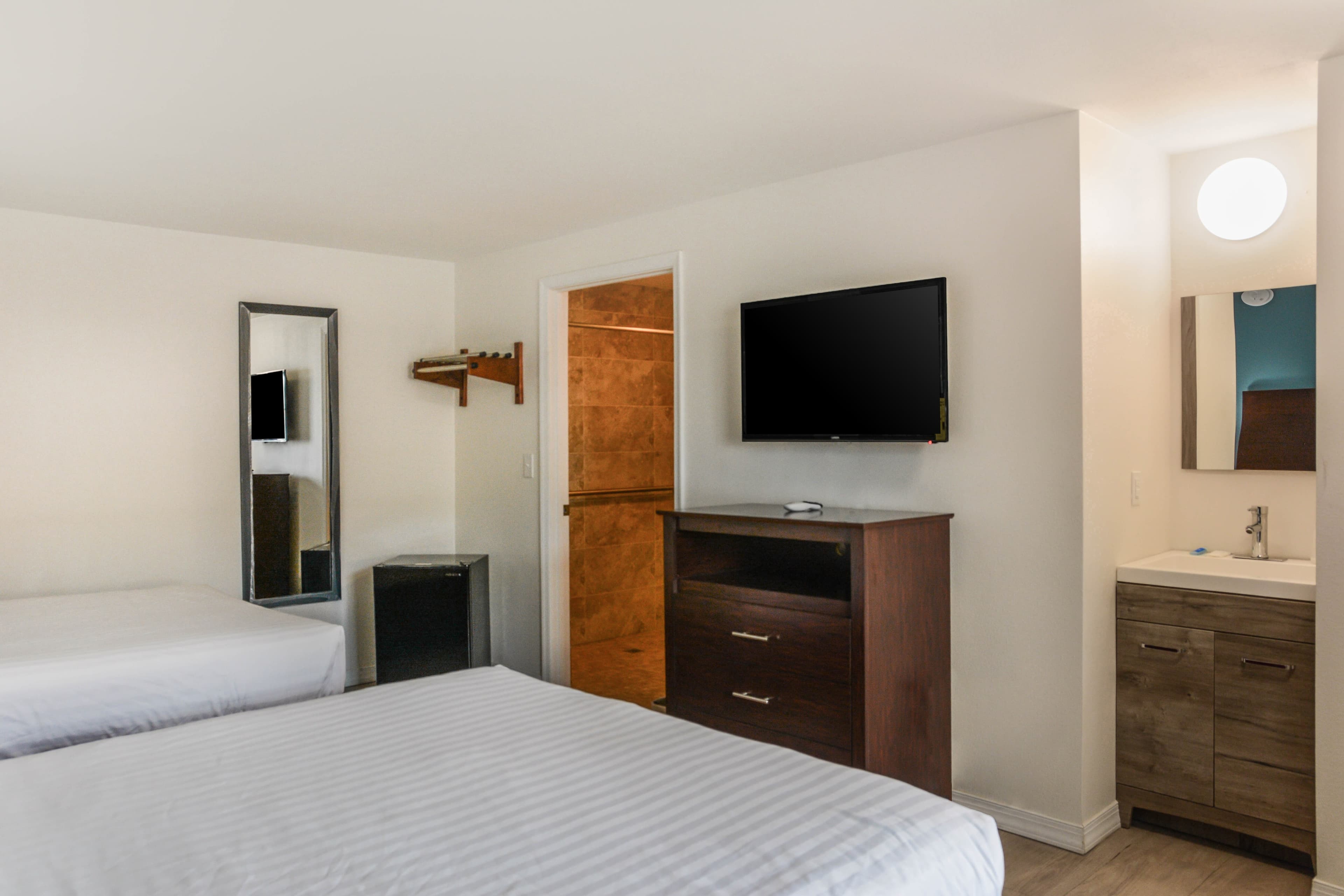 Rodeway Inn Milford - Image 3