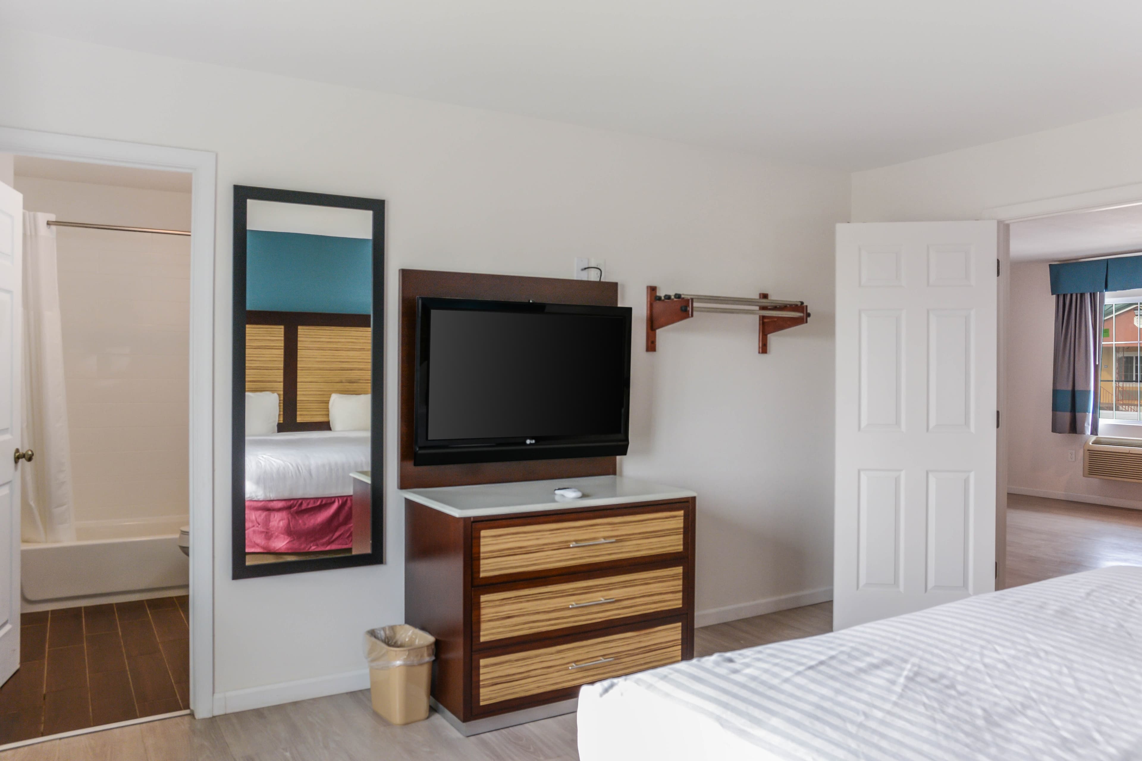 Rodeway Inn Milford — 24